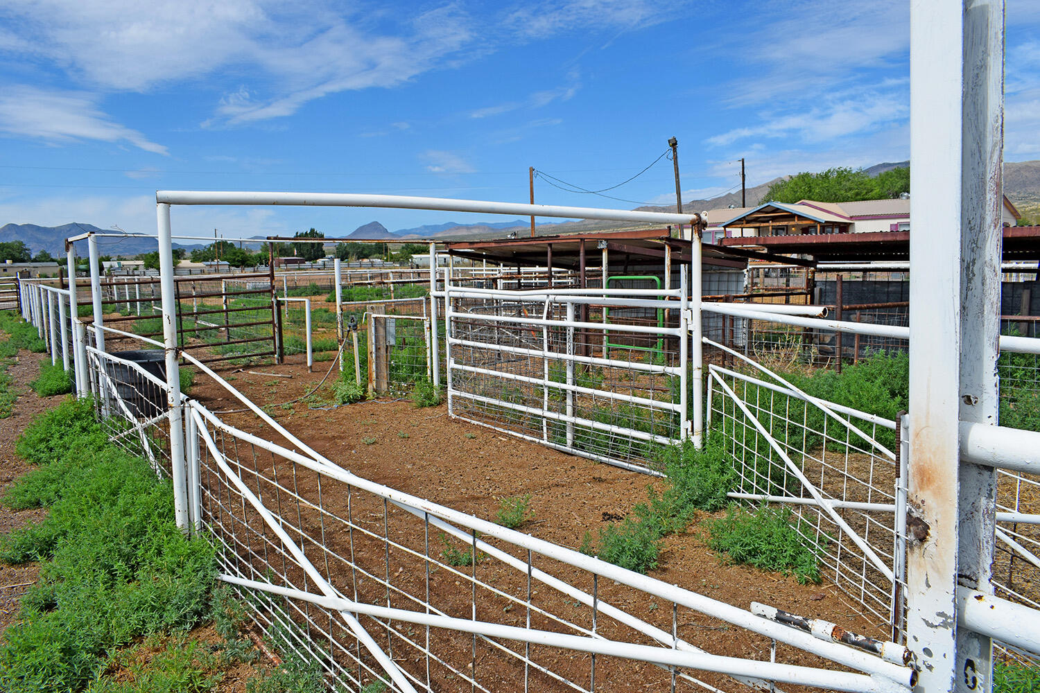 28 Community Road