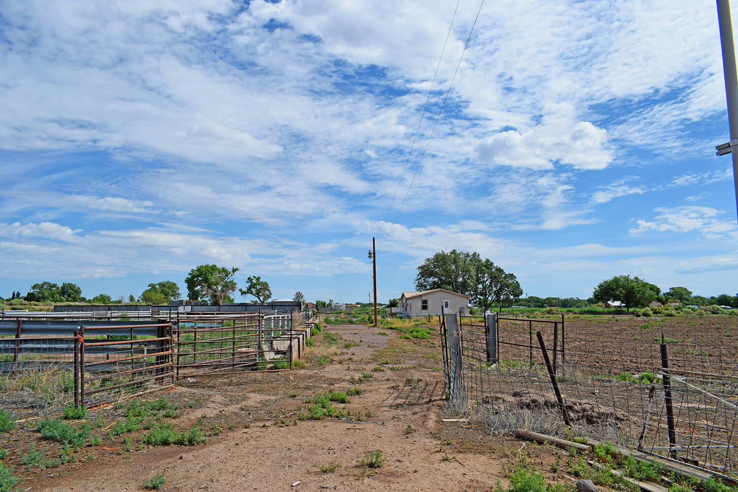 28 Community Road