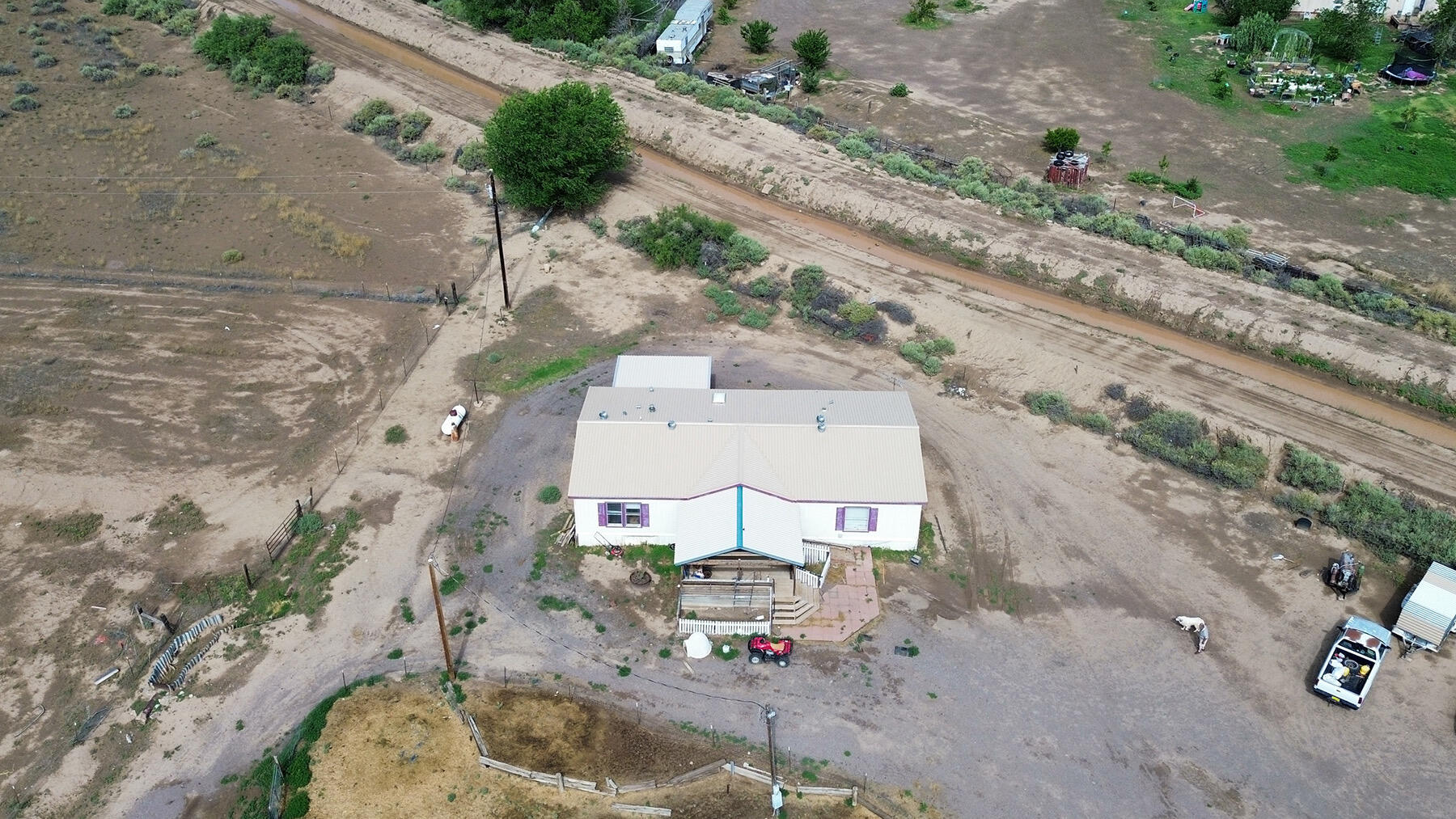 28 Community Road