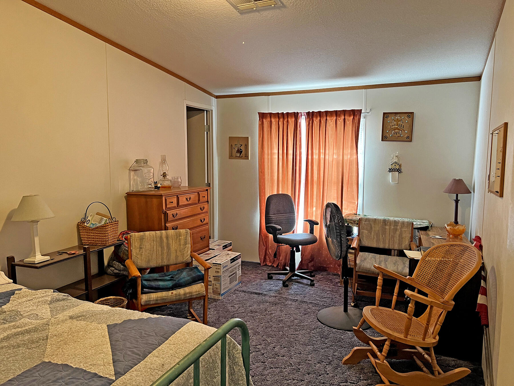28 Community Road