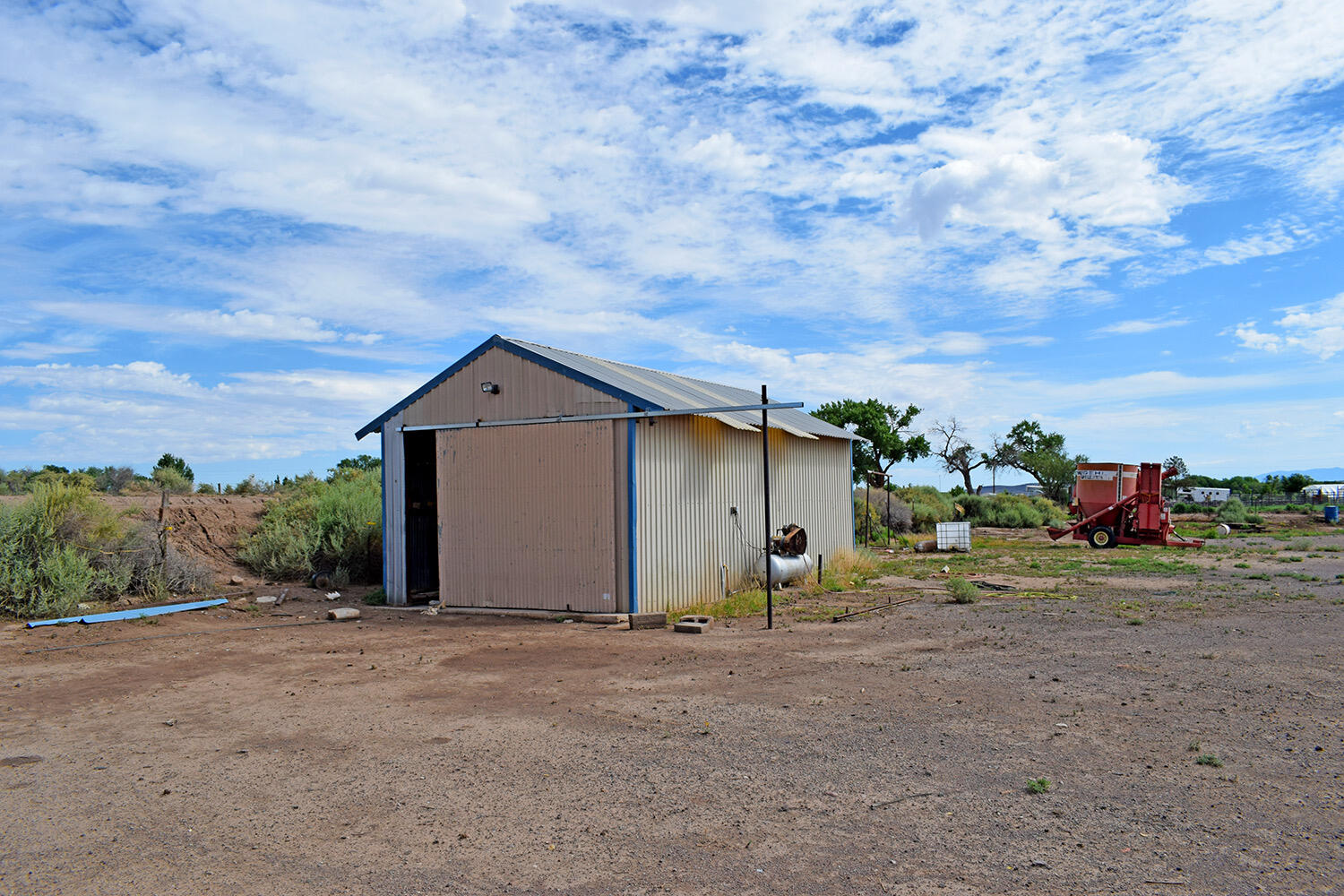 28 Community Road