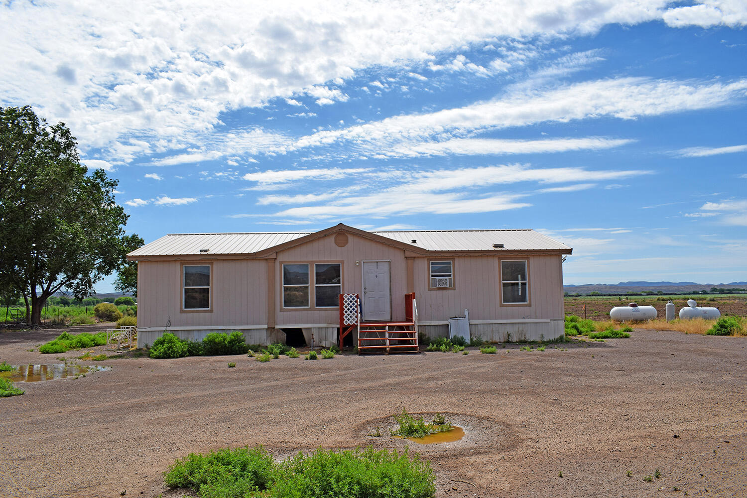 28 Community Road