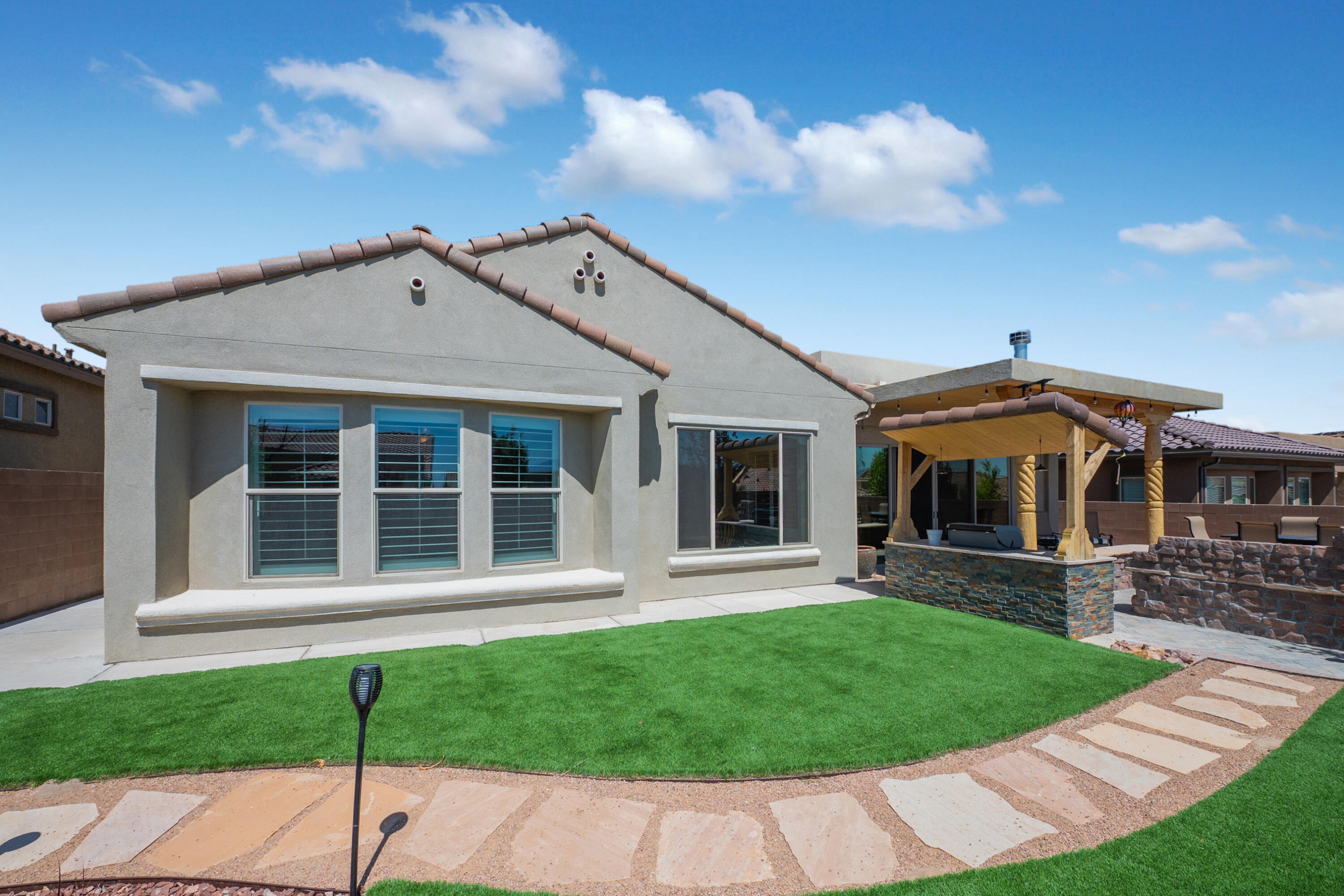2116 Goose Lake Trail NW