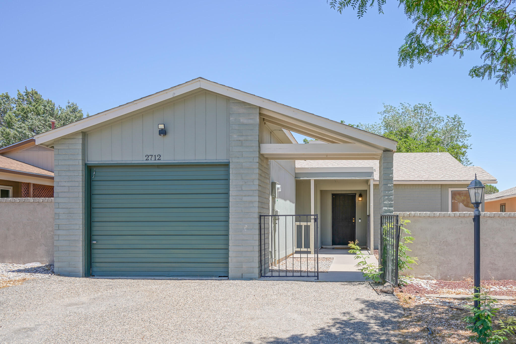 2712 Panorama Heights Drive SE