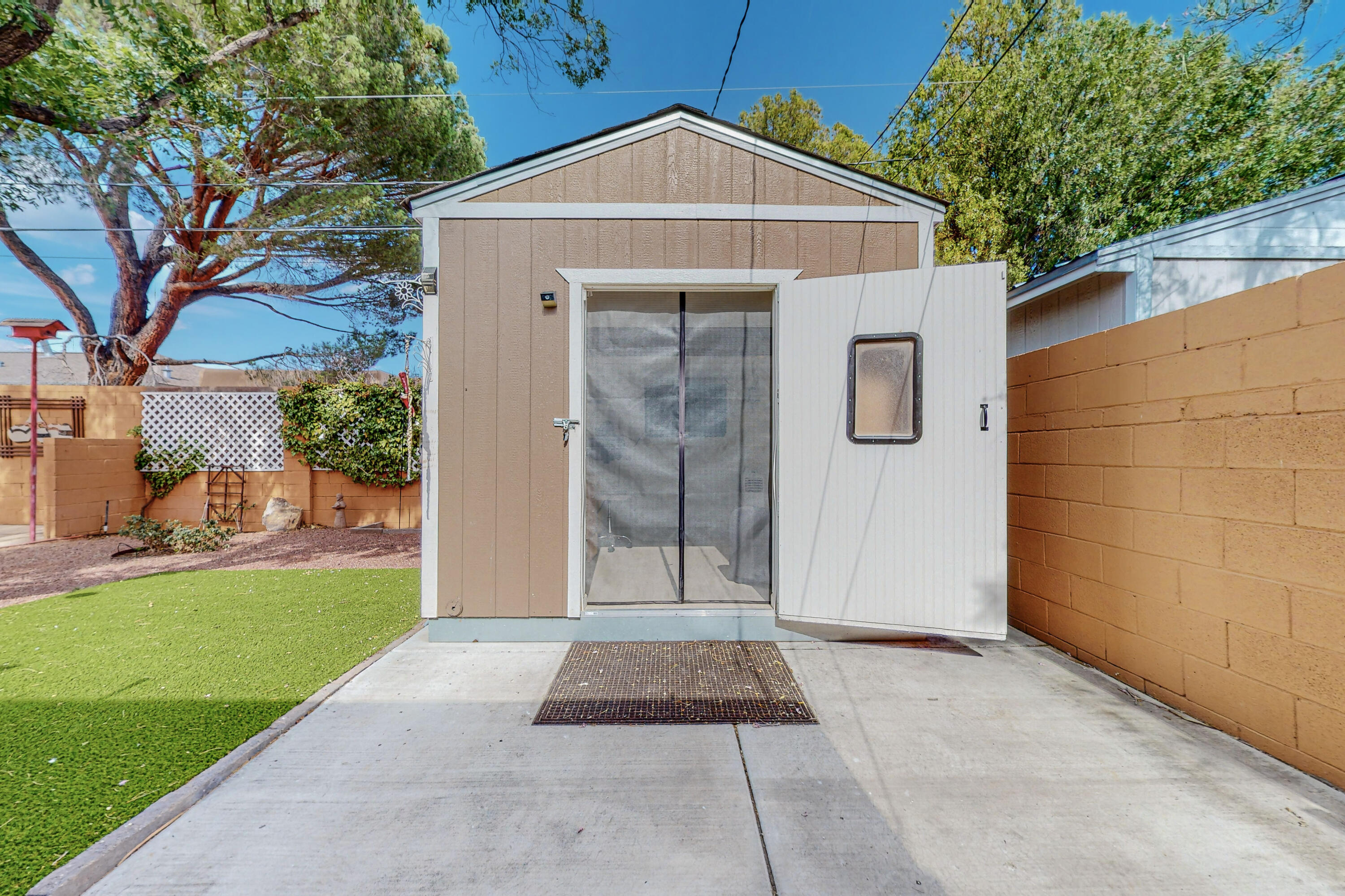 1816 Dorothy Street NE