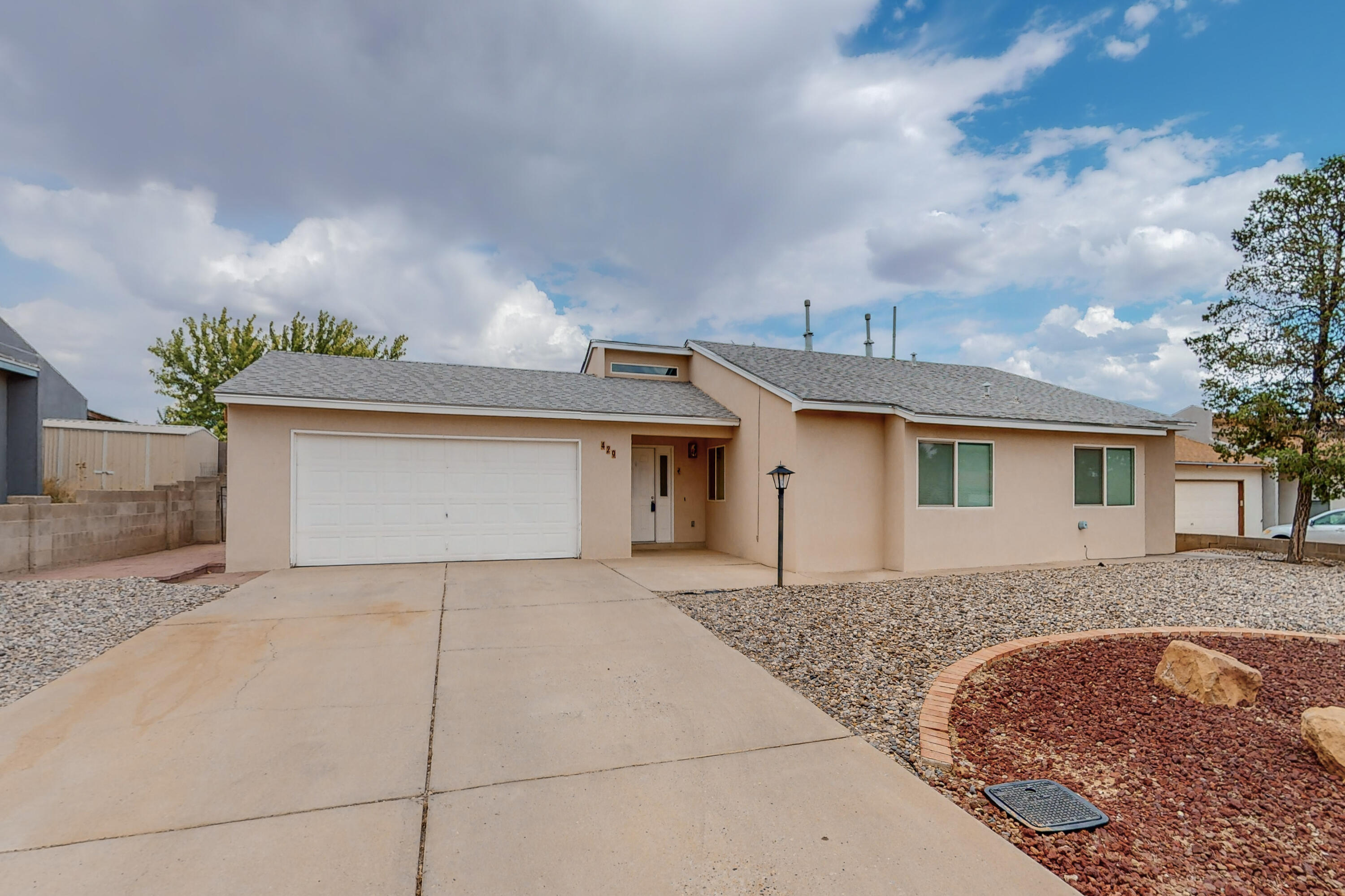 429 Wagon Train Drive SE