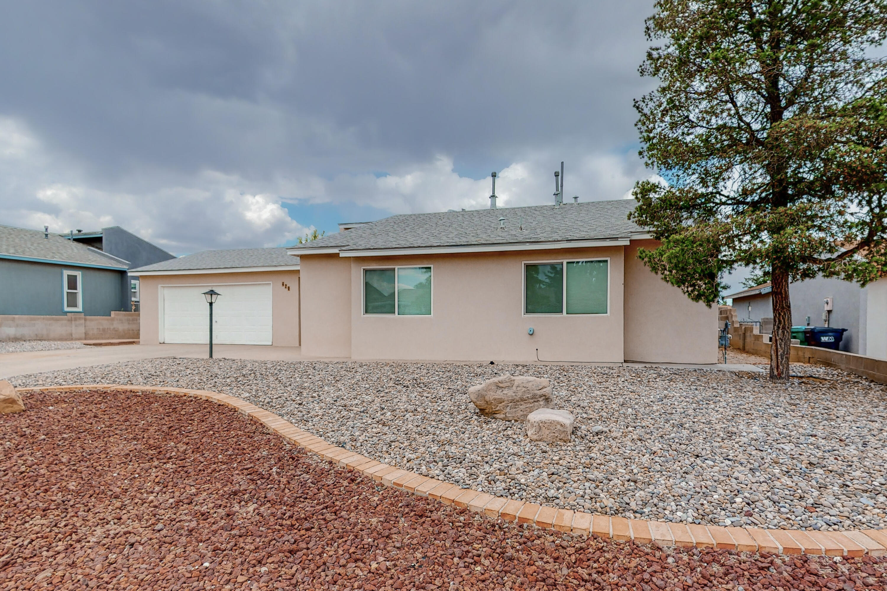 429 Wagon Train Drive SE