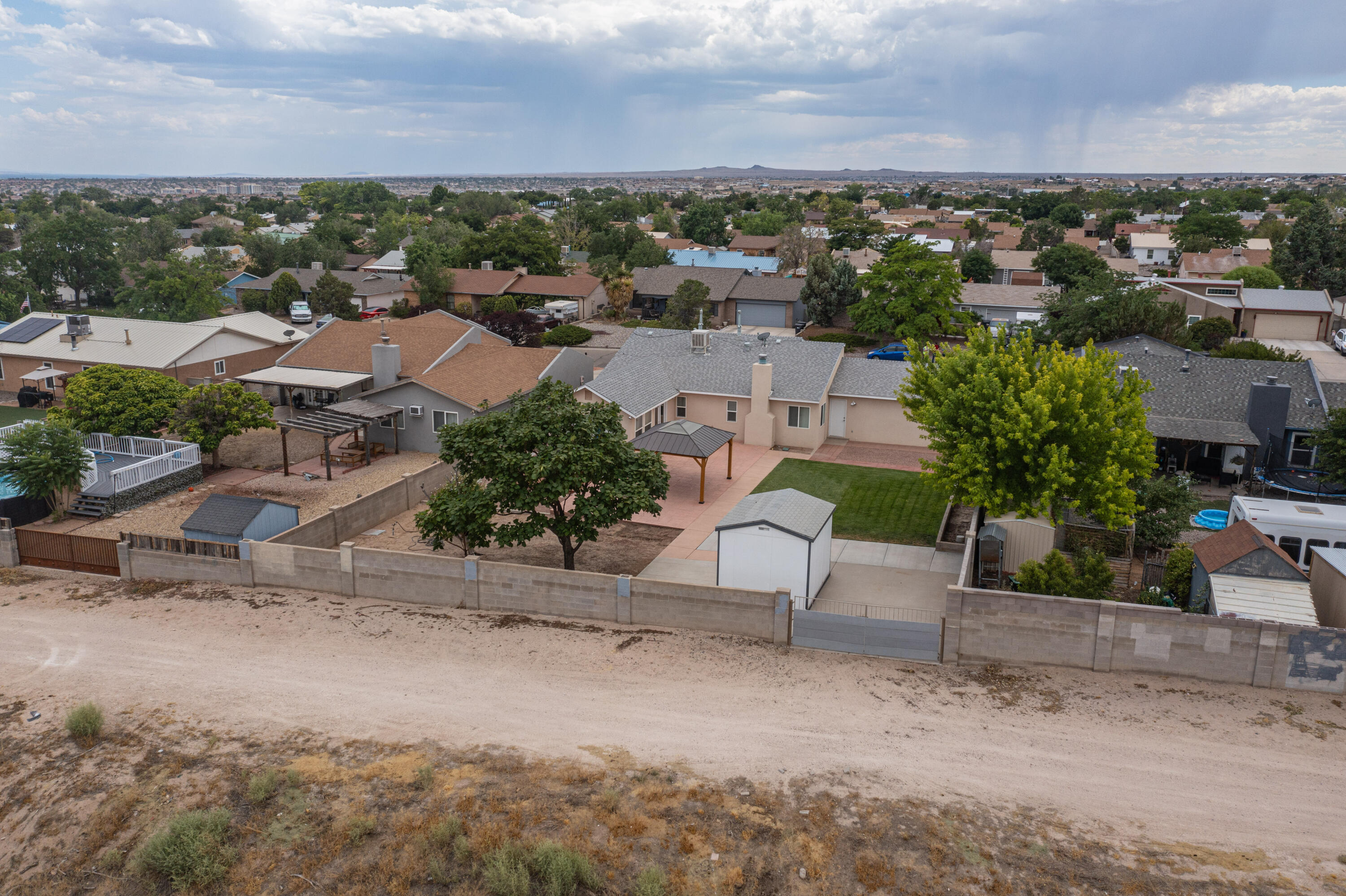 429 Wagon Train Drive SE