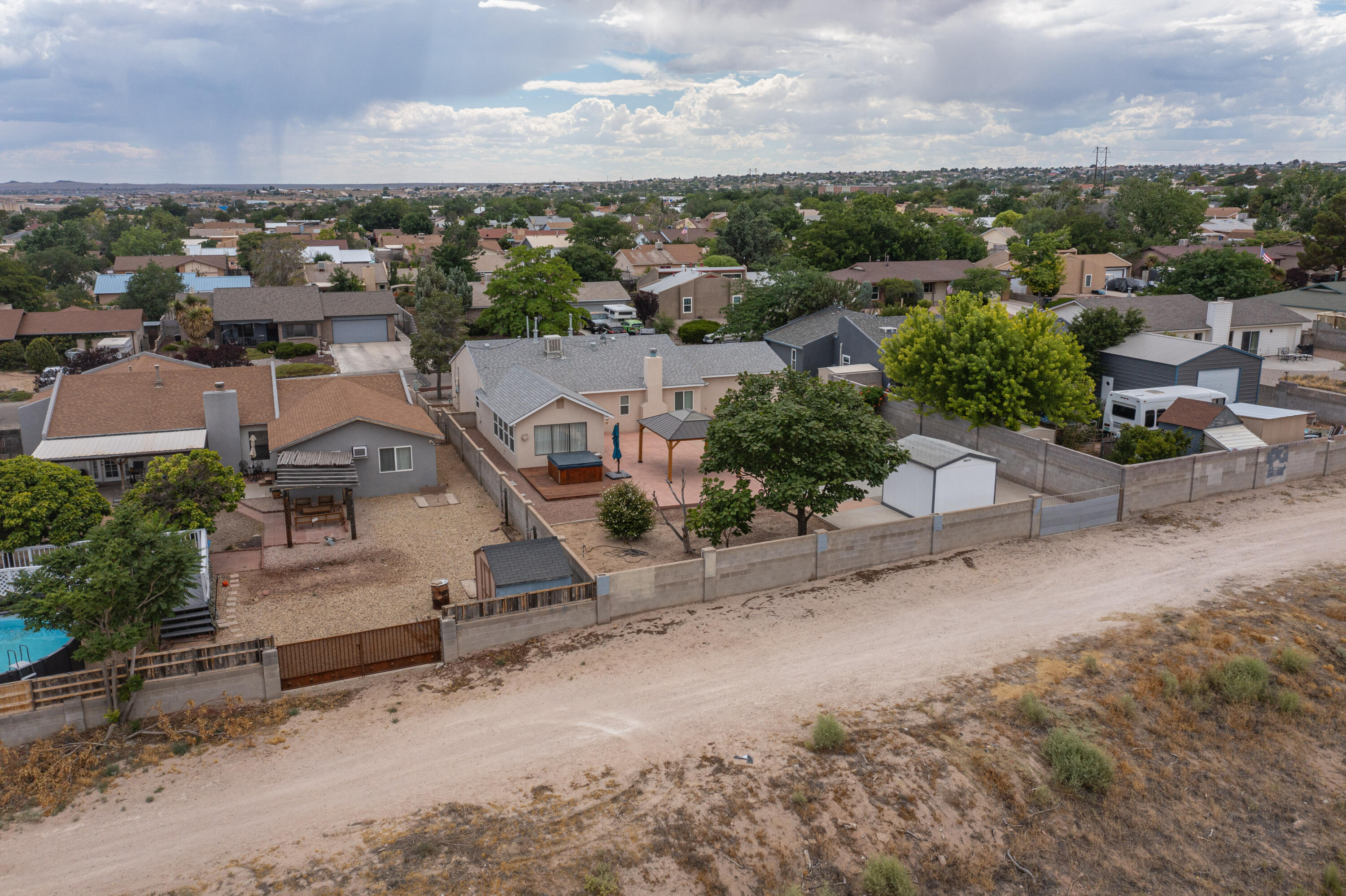 429 Wagon Train Drive SE