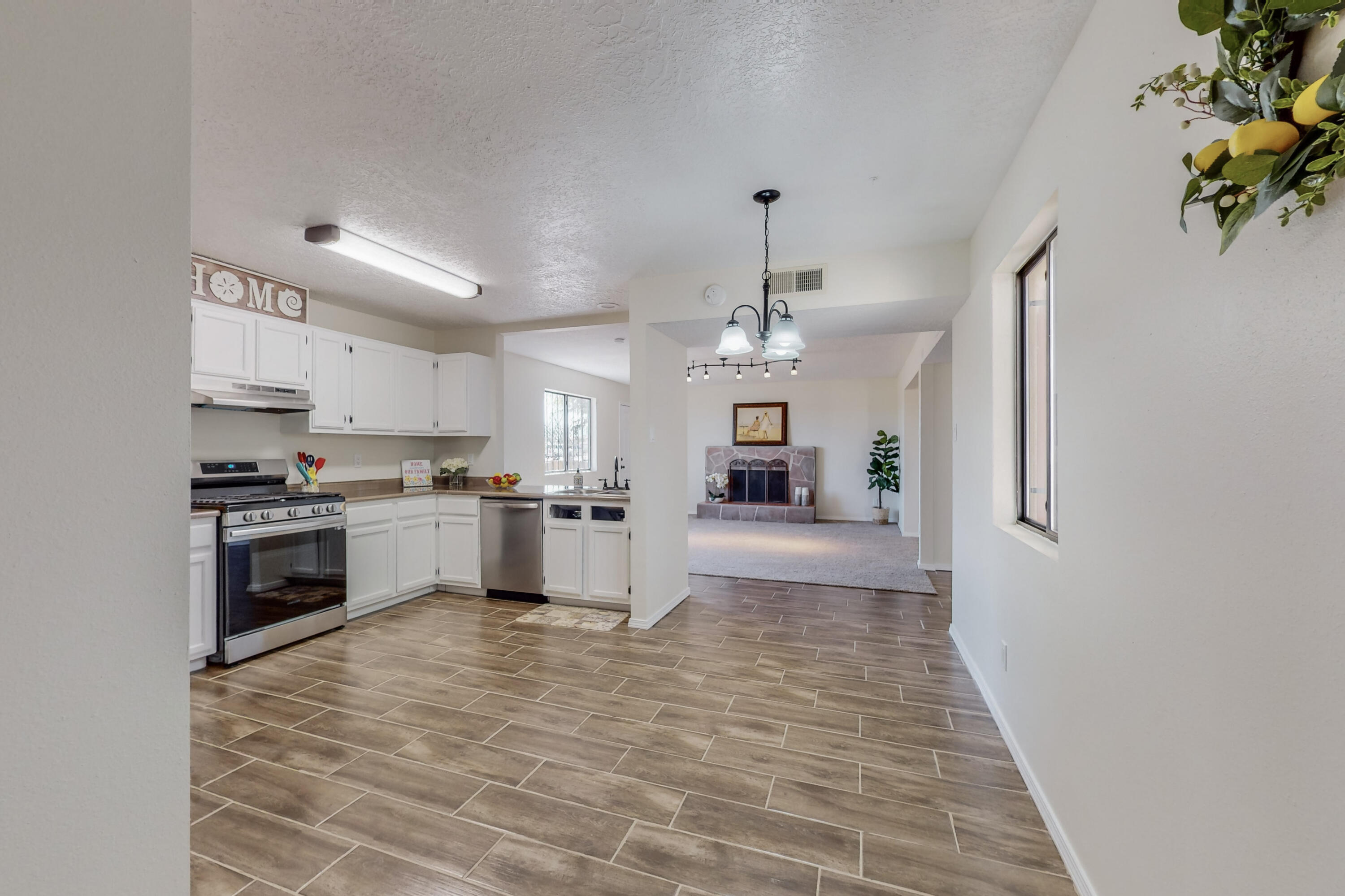 1709 Toluca Court
