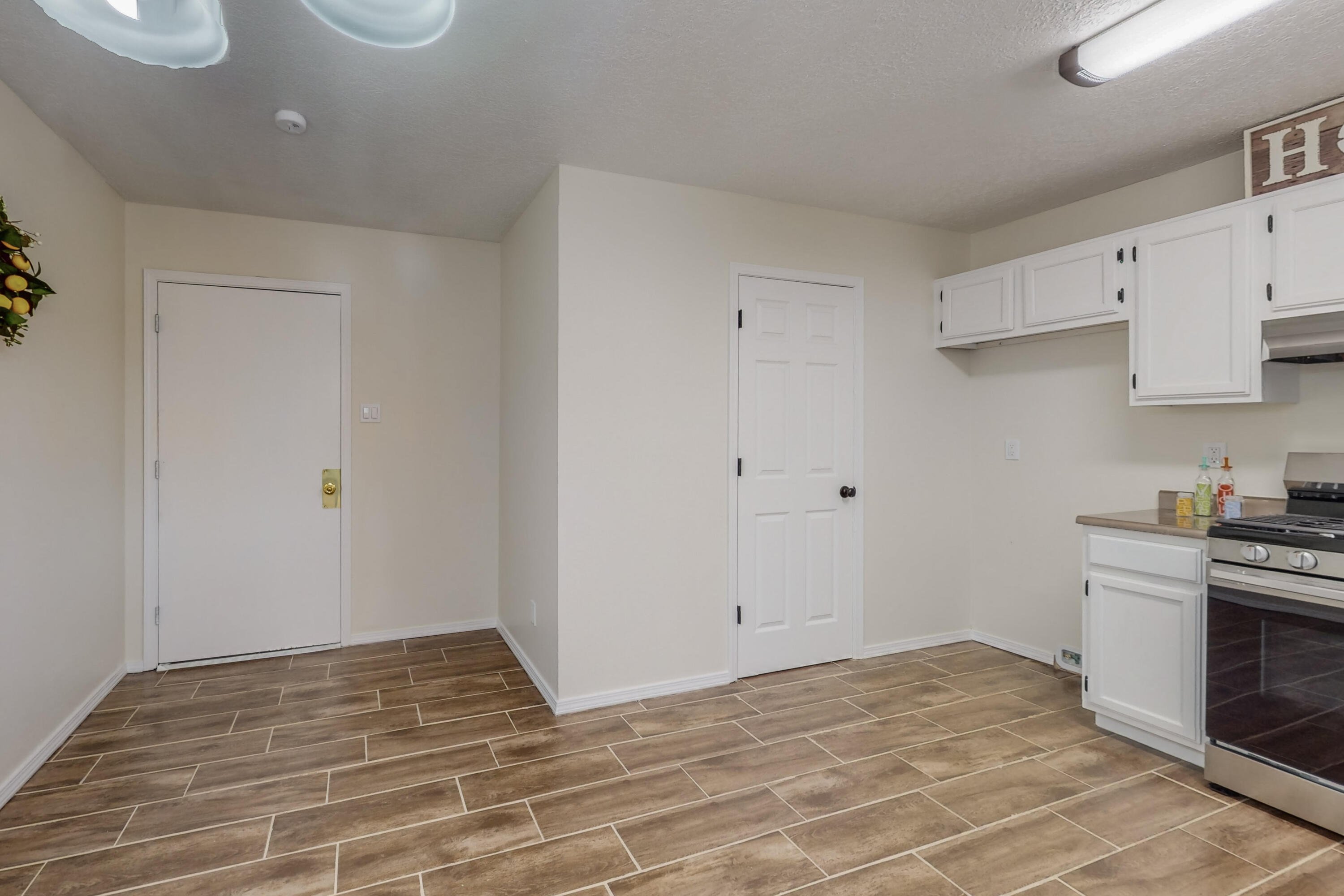 1709 Toluca Court