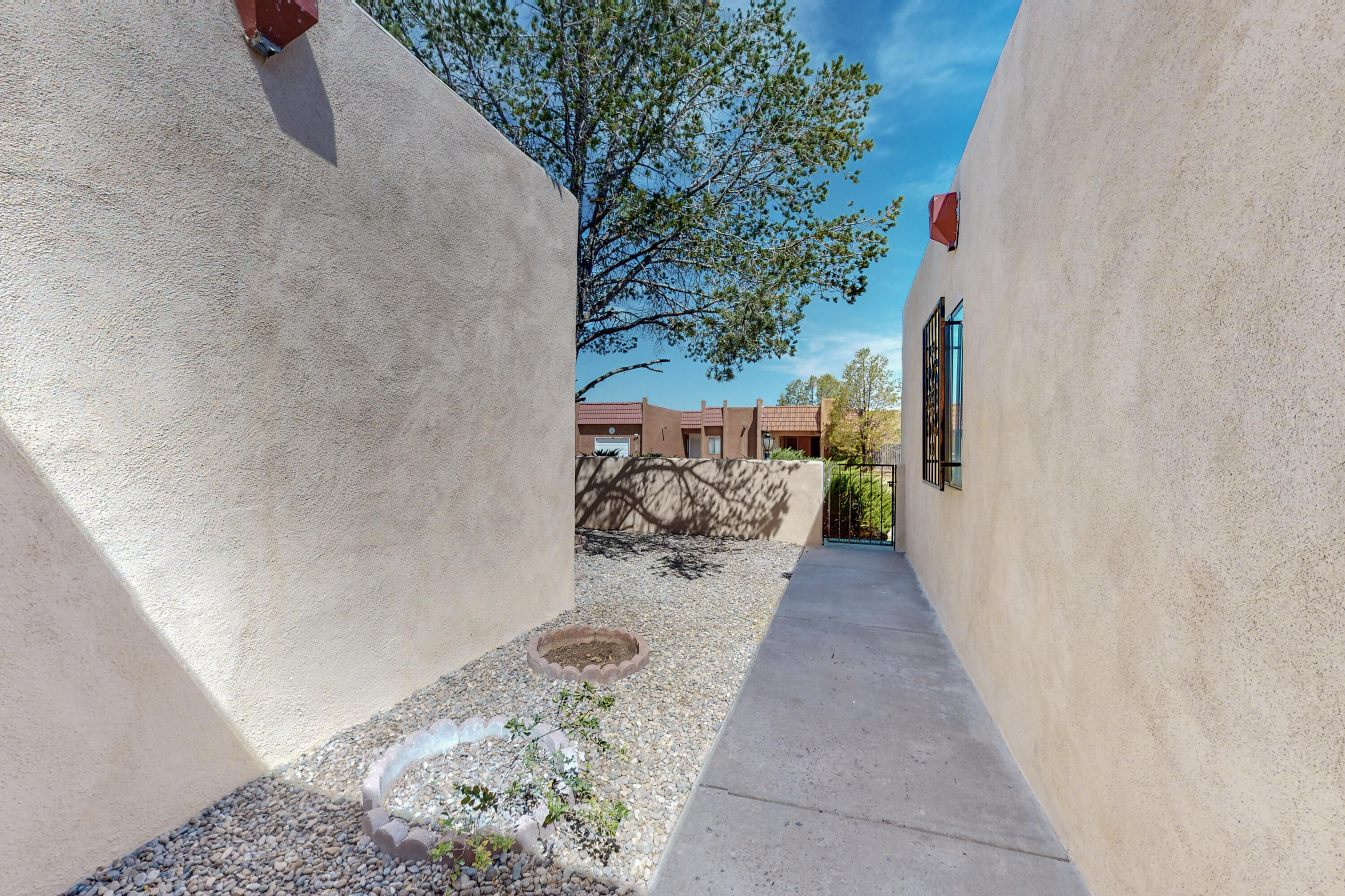 1709 Toluca Court
