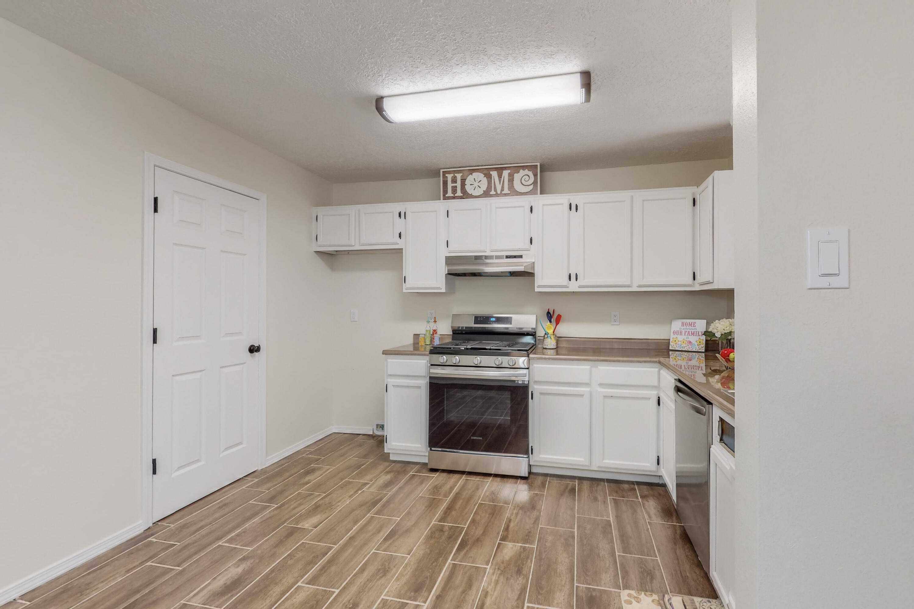1709 Toluca Court