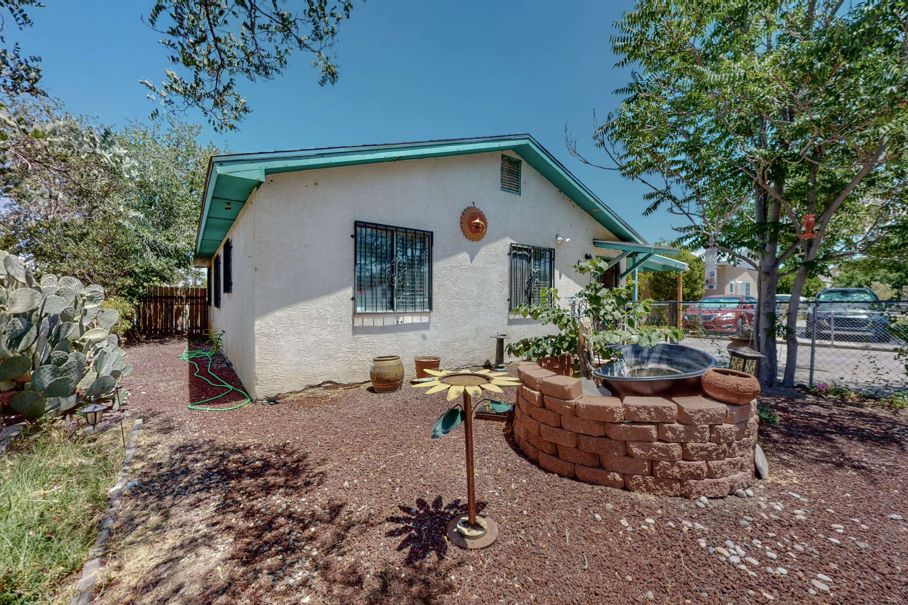 925 Alta Monte Avenue NW
