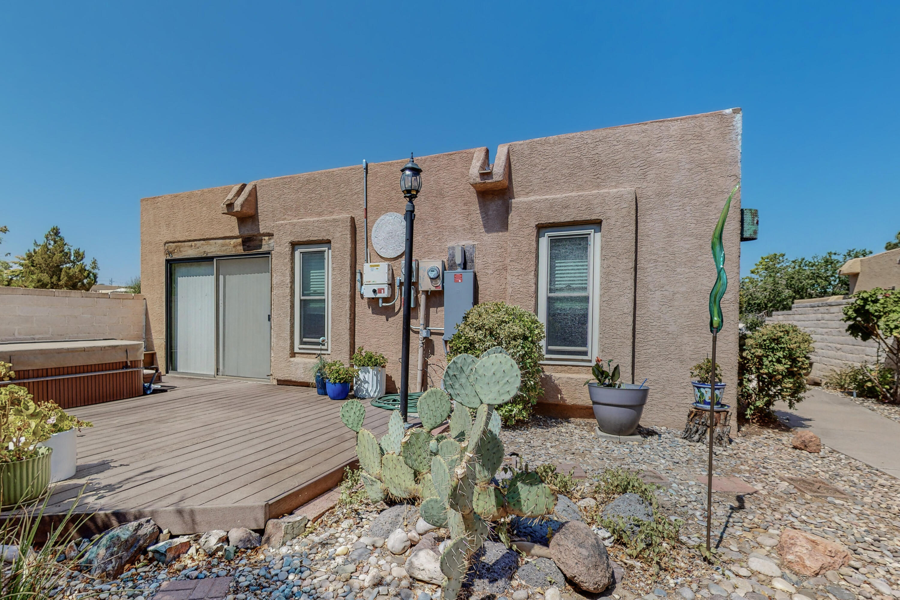 5811 Cubero Drive NE