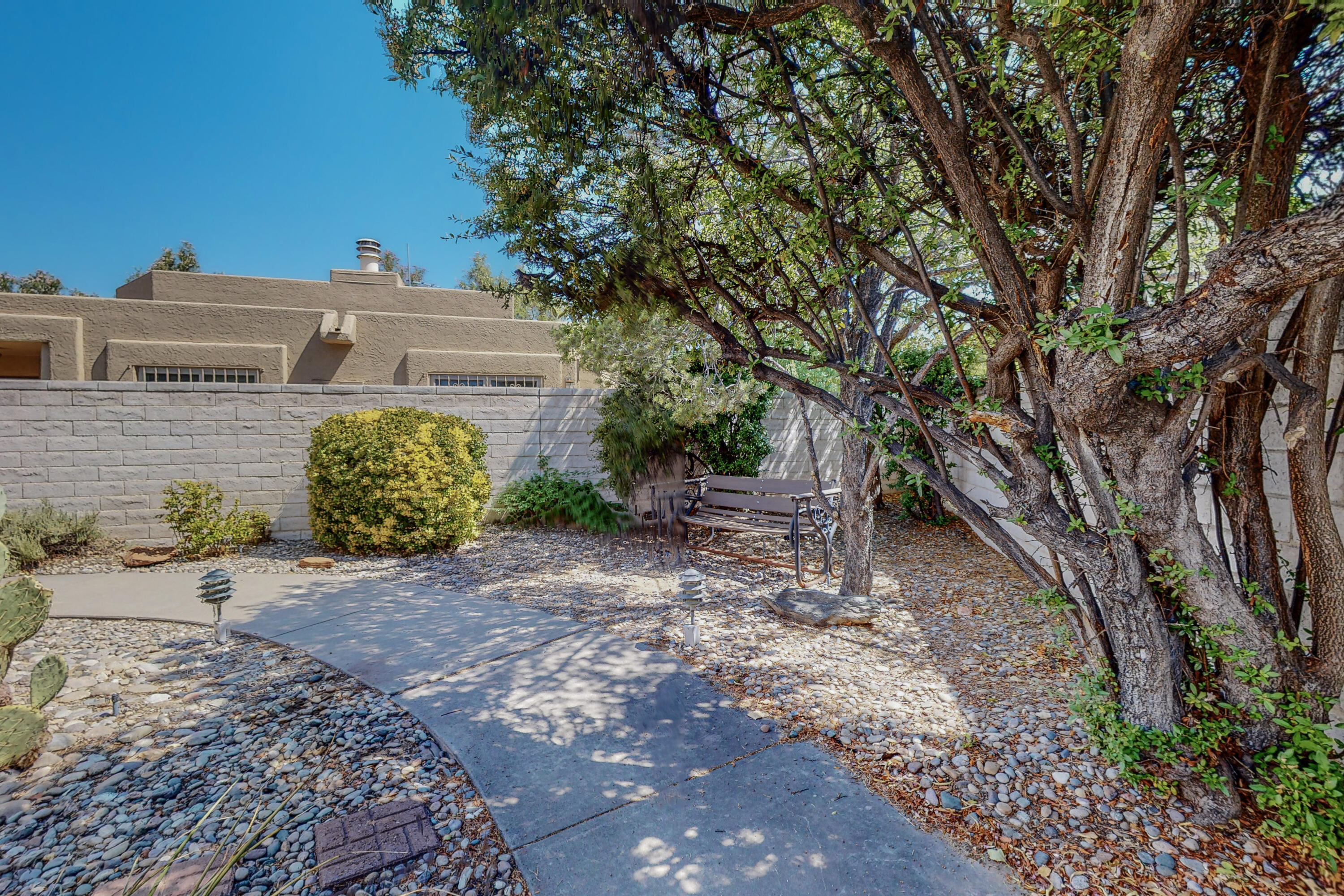 5811 Cubero Drive NE