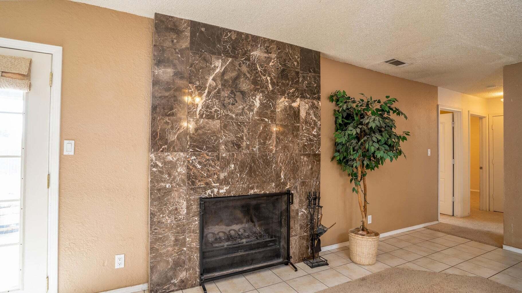 300 Spring Drive SE
