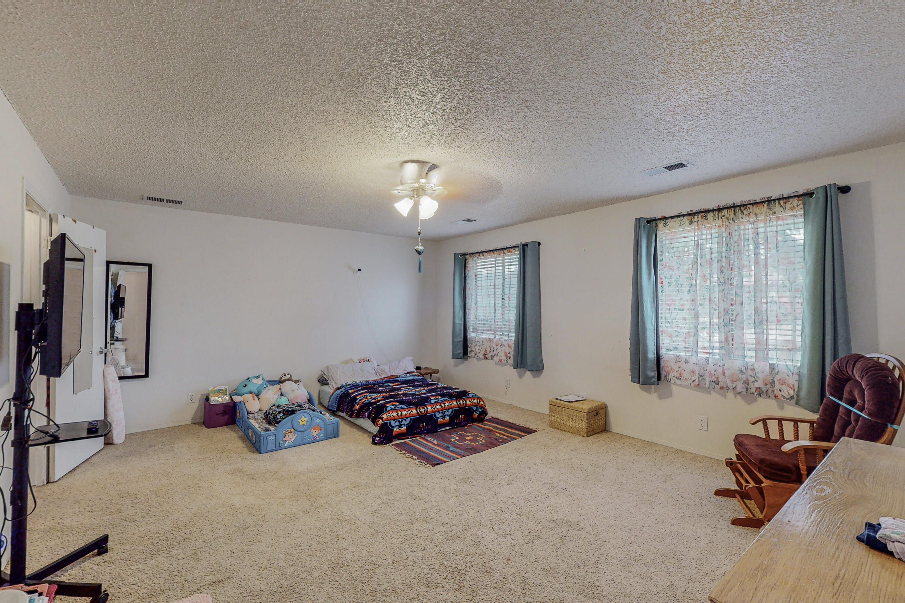 300 Spring Drive SE