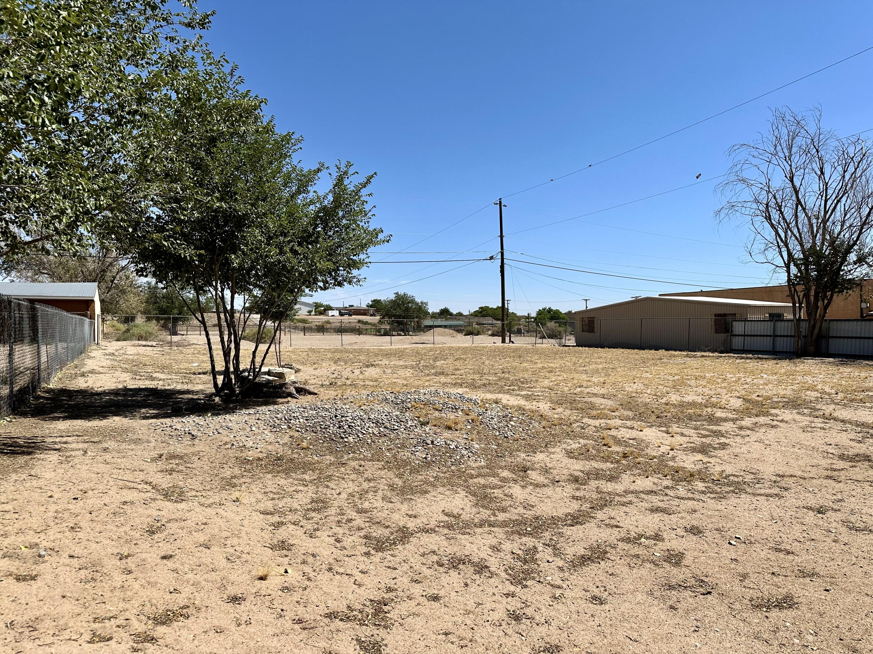 3835 Flora Vista Avenue SW