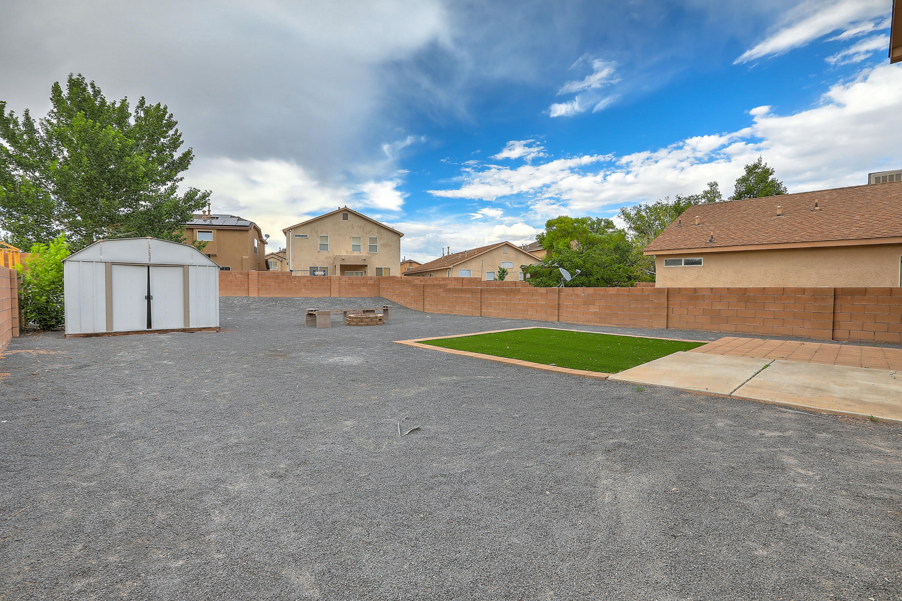 709 Soothing Meadows Drive NE
