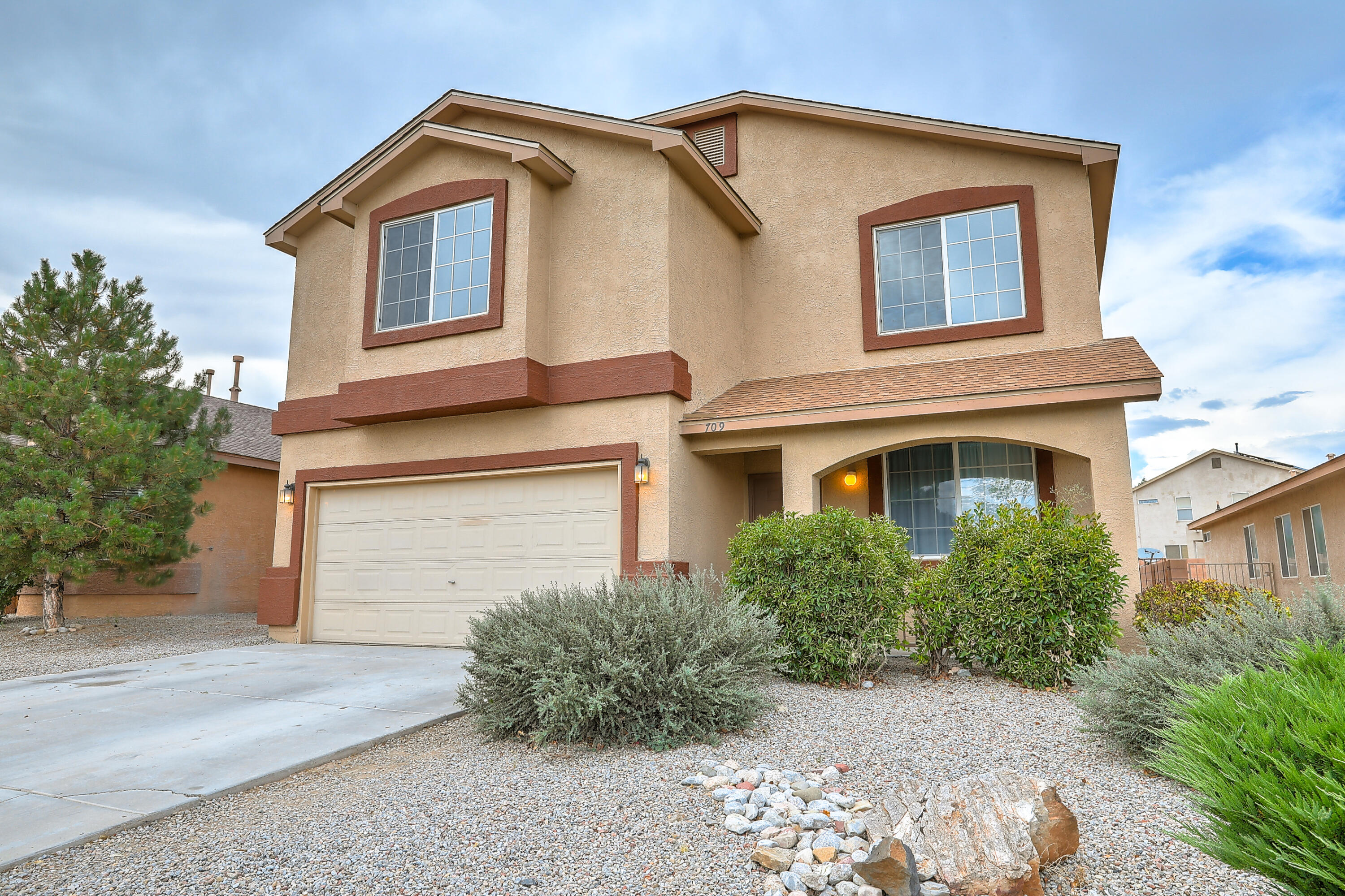 709 Soothing Meadows Drive NE