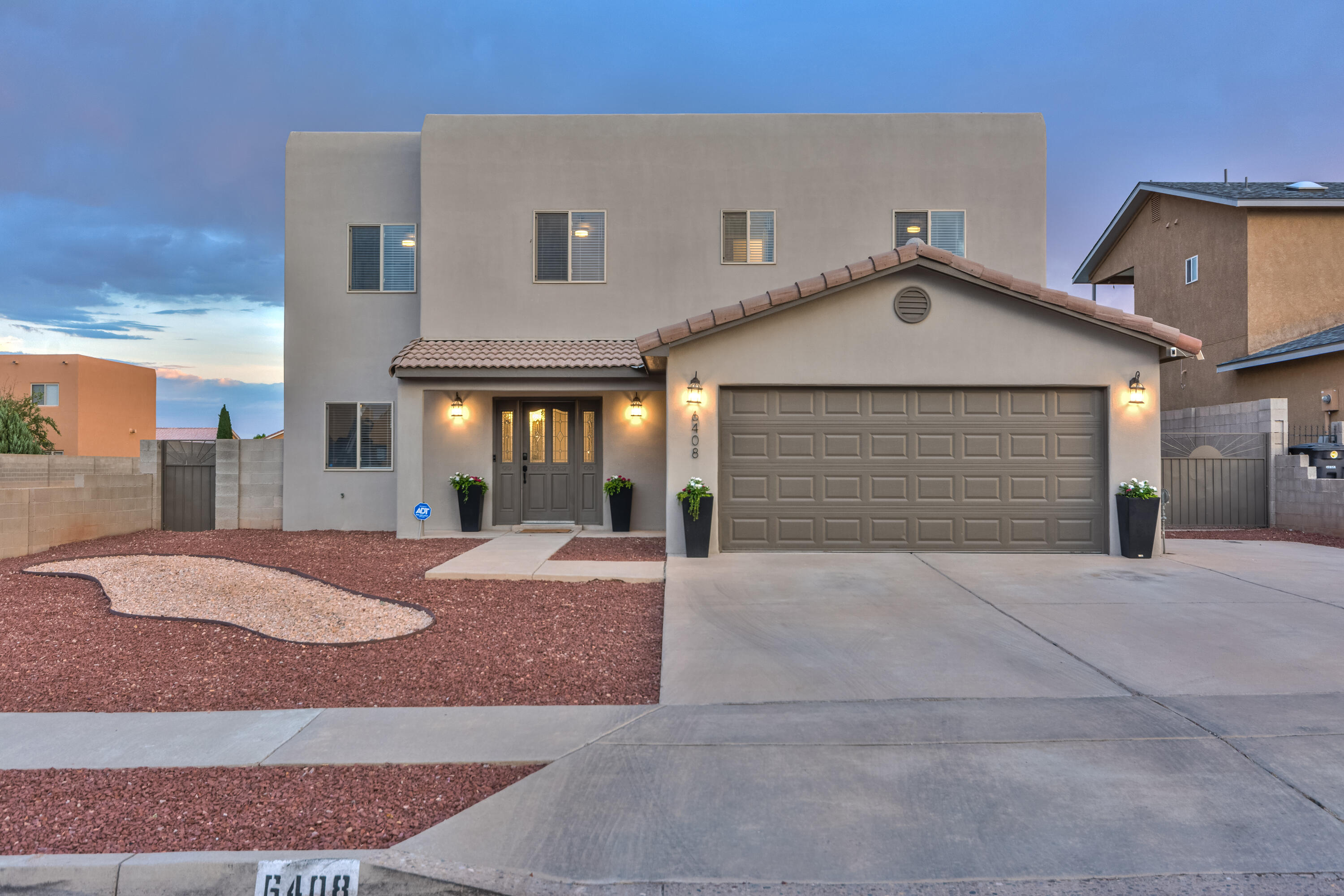 6408 Pima Place NW