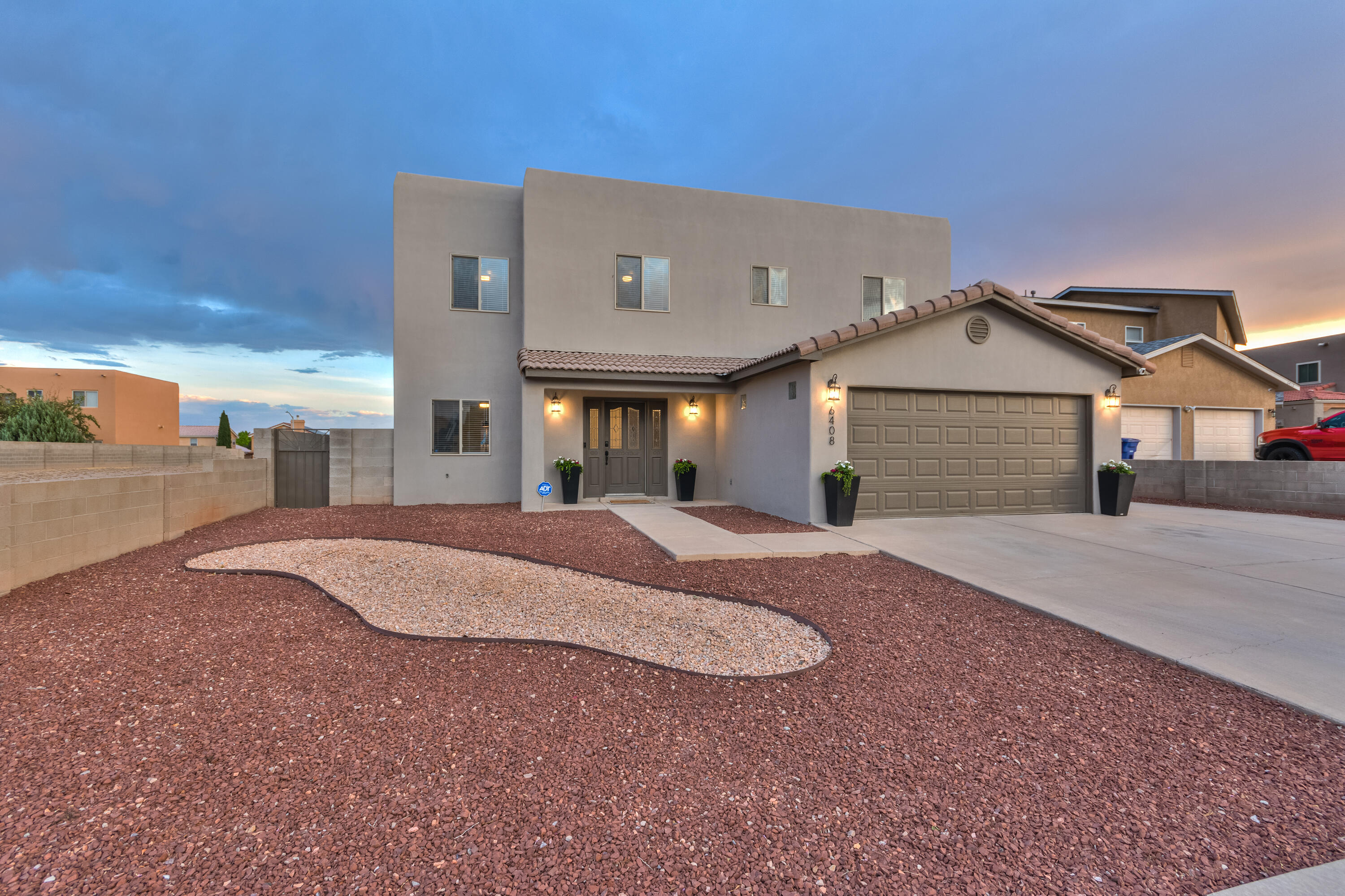 6408 Pima Place NW