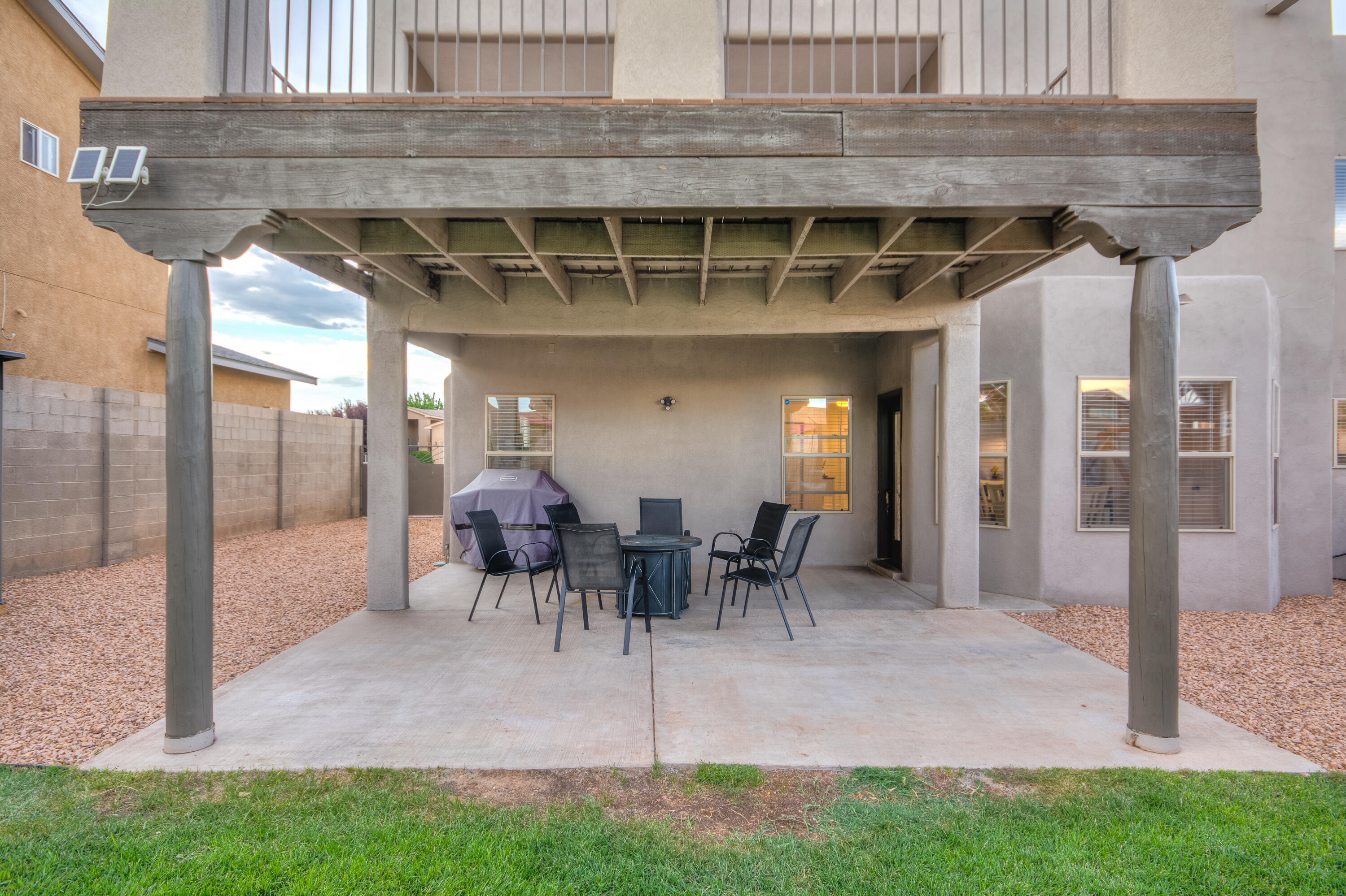 6408 Pima Place NW