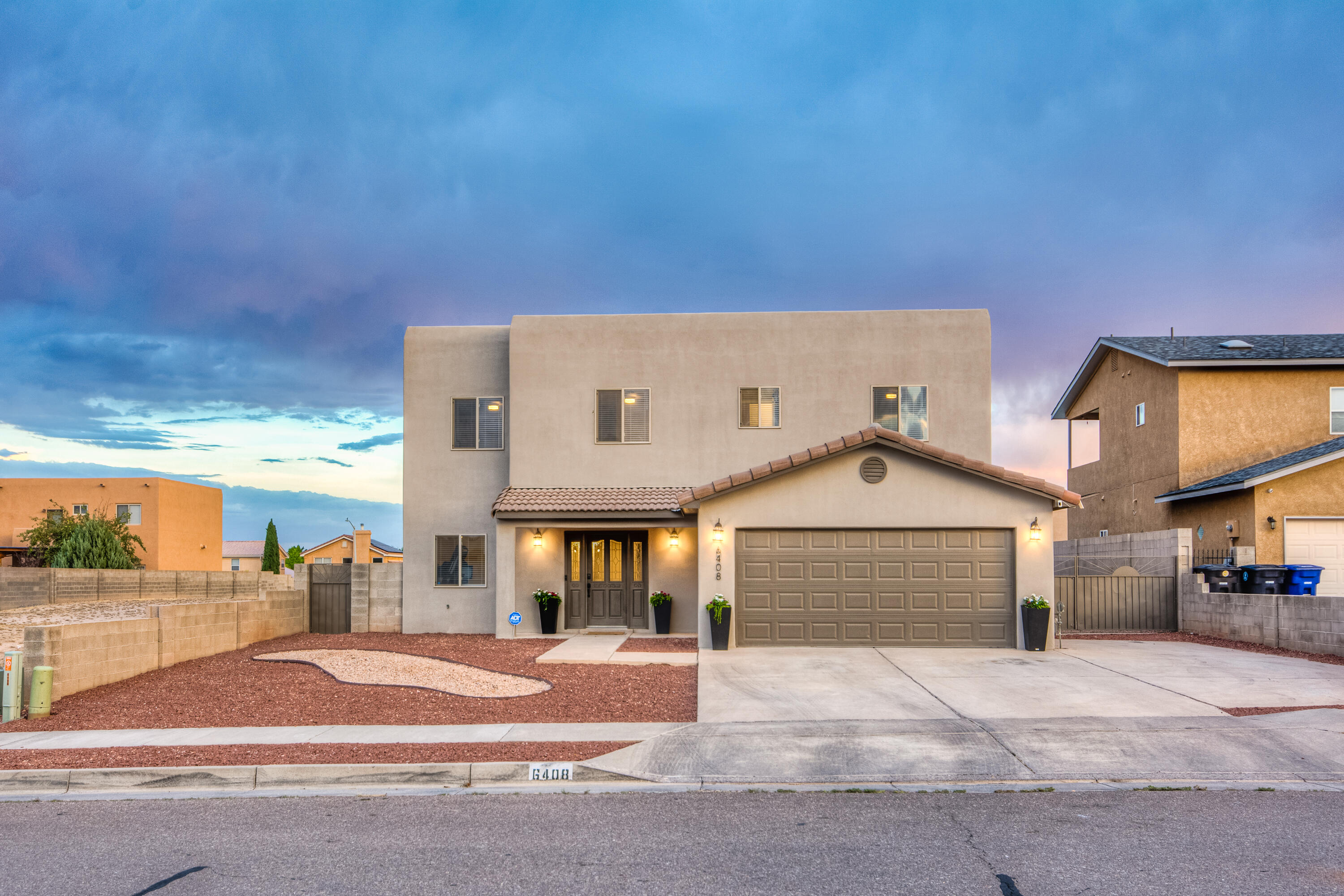 6408 Pima Place NW