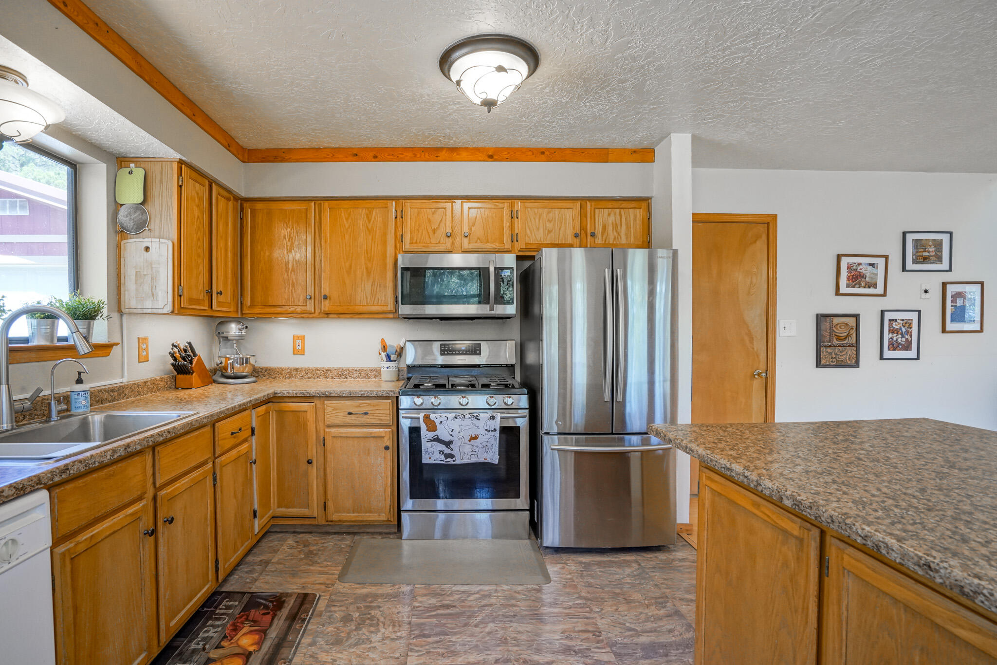 55 Tablazon Road
