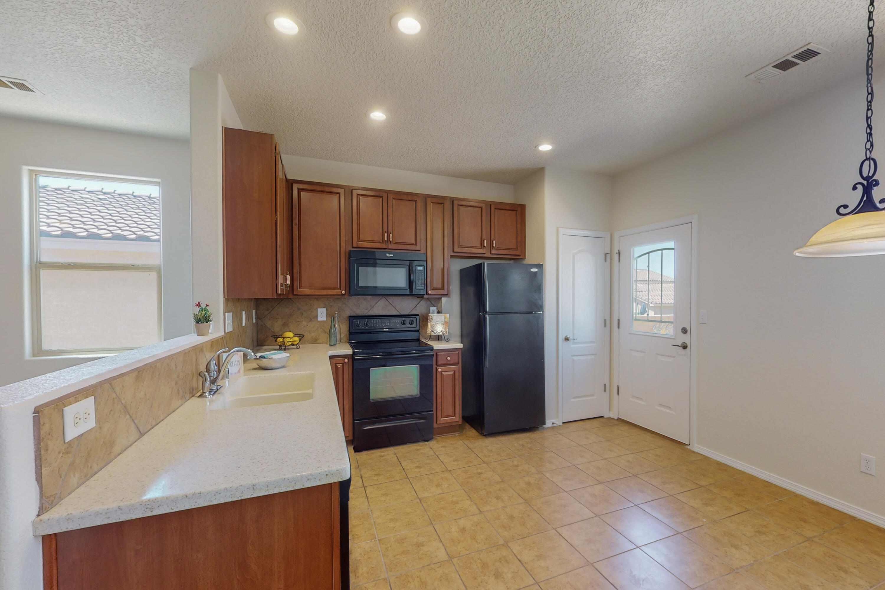 2312 Delfinio Drive SE