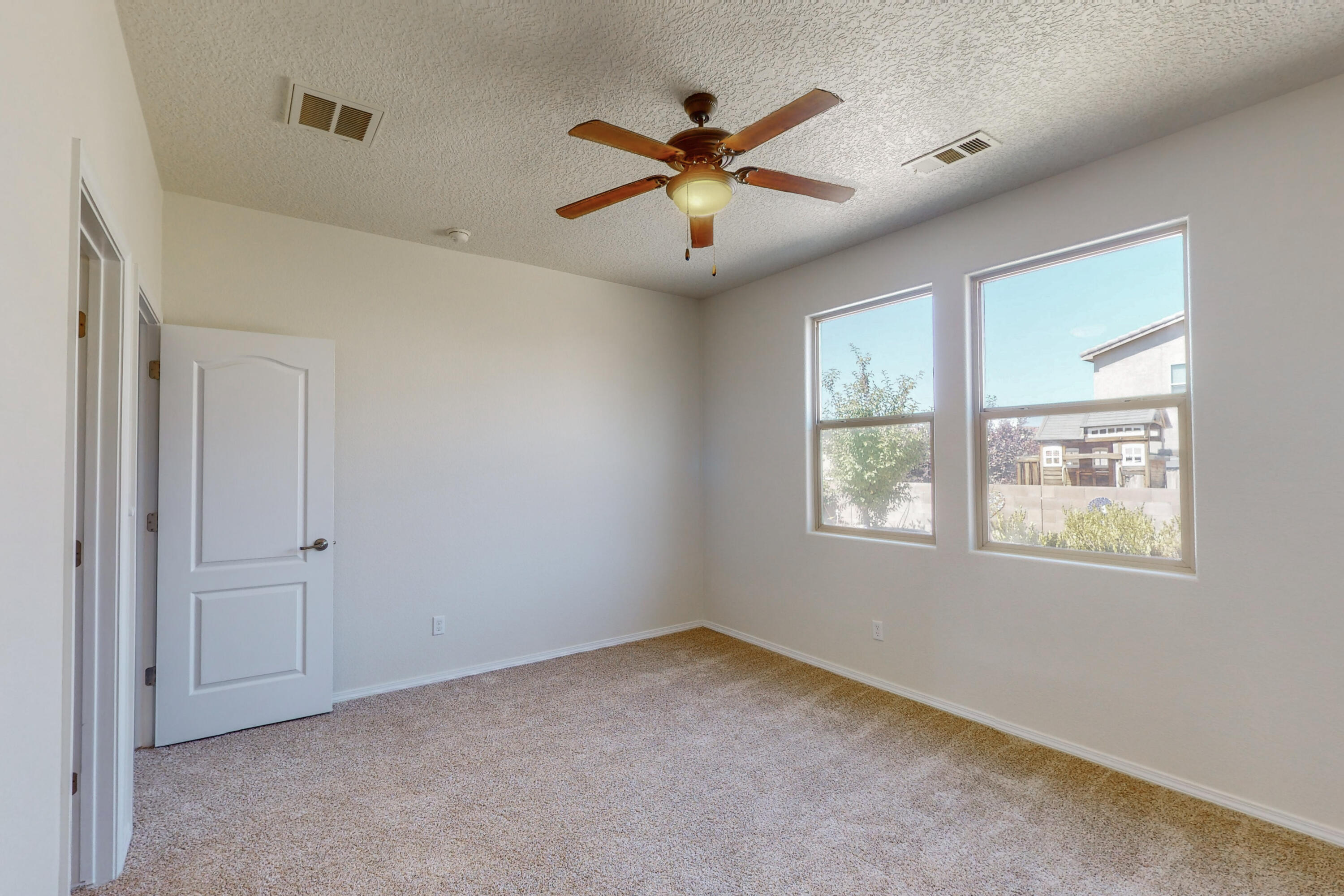 2312 Delfinio Drive SE