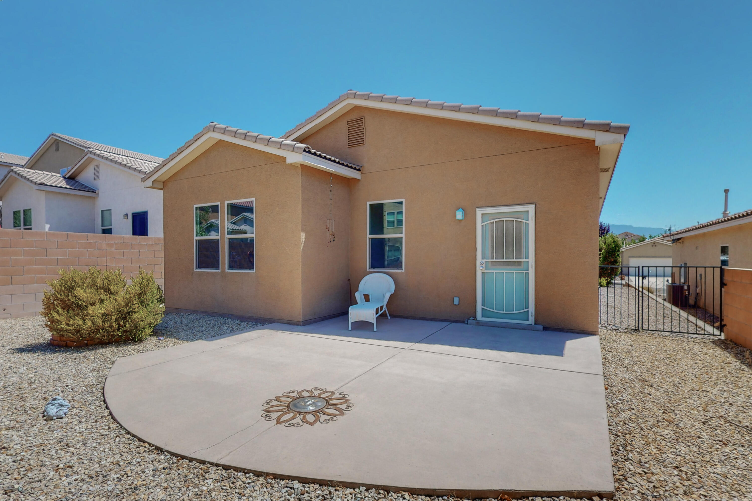 2312 Delfinio Drive SE