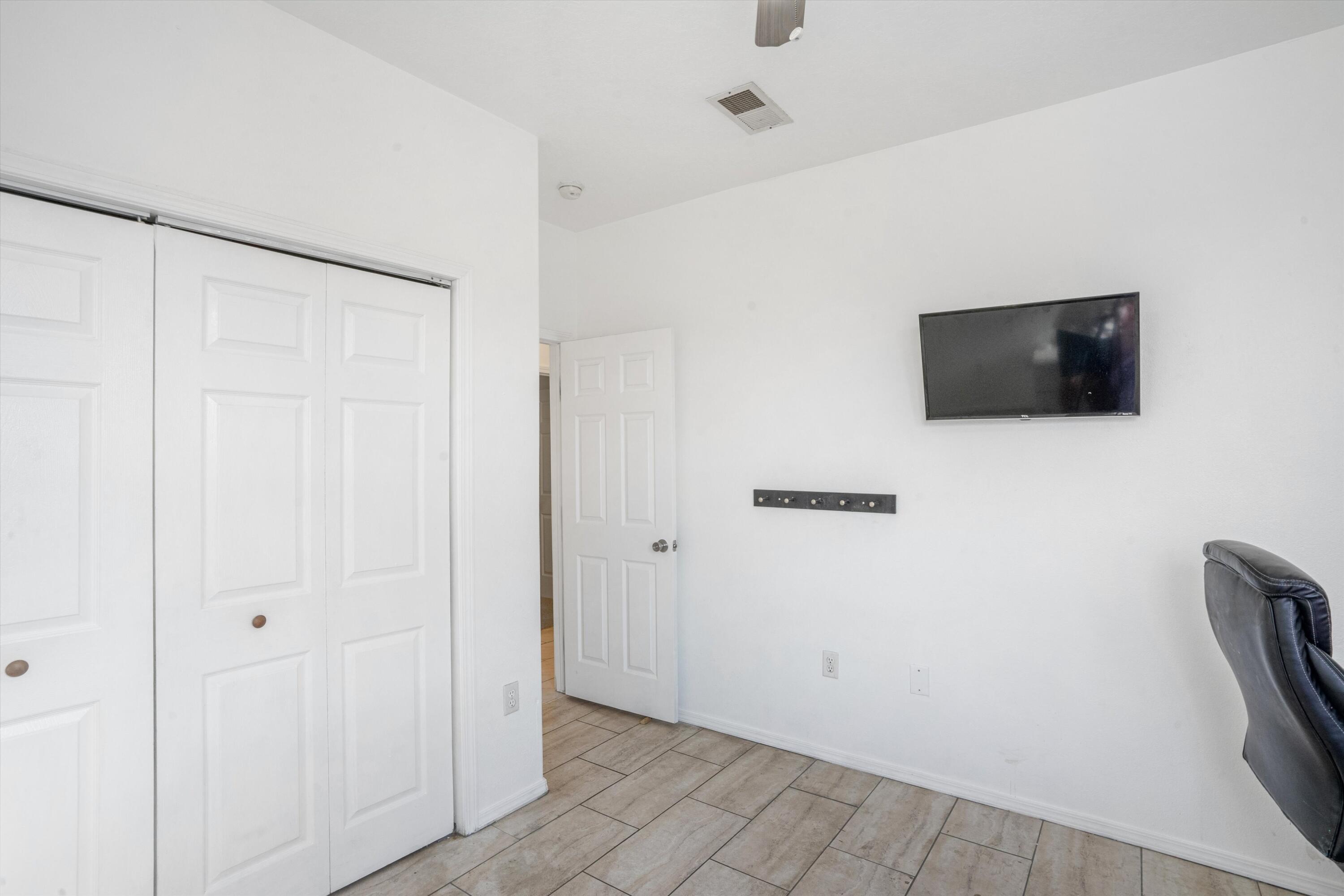 2929 Eduardo Road SW