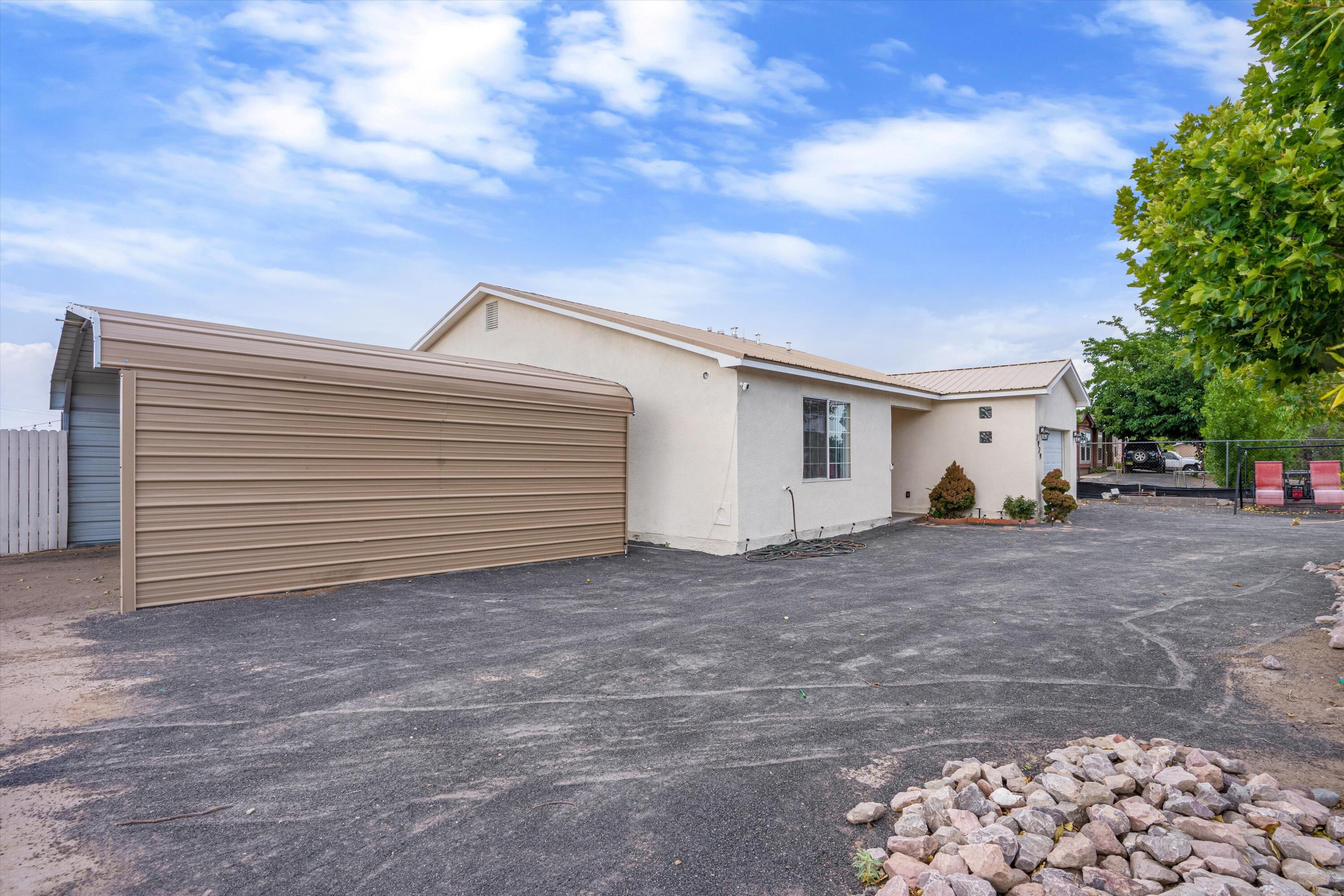 2929 Eduardo Road SW