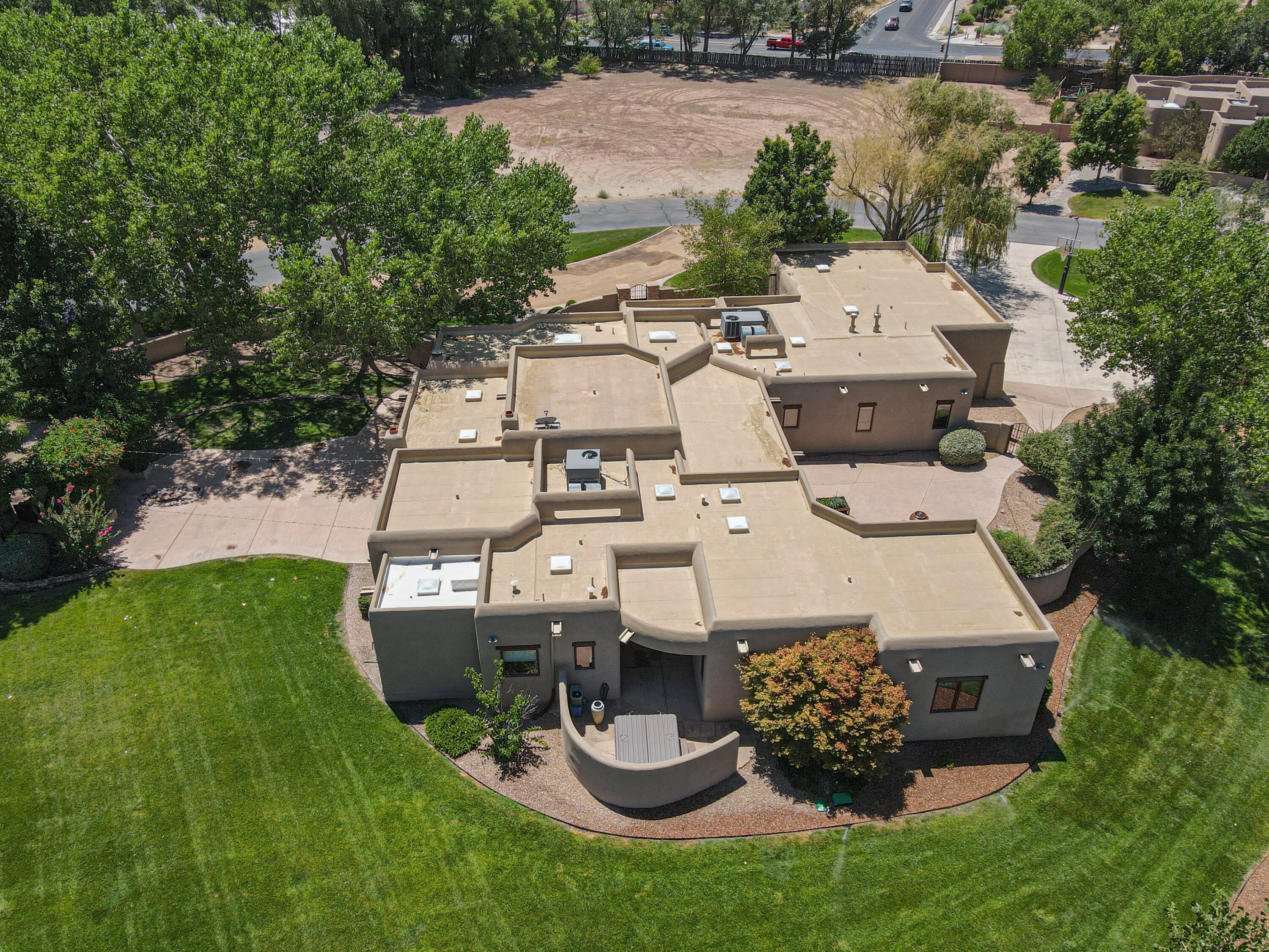 1109 Bona Terra Place NW
