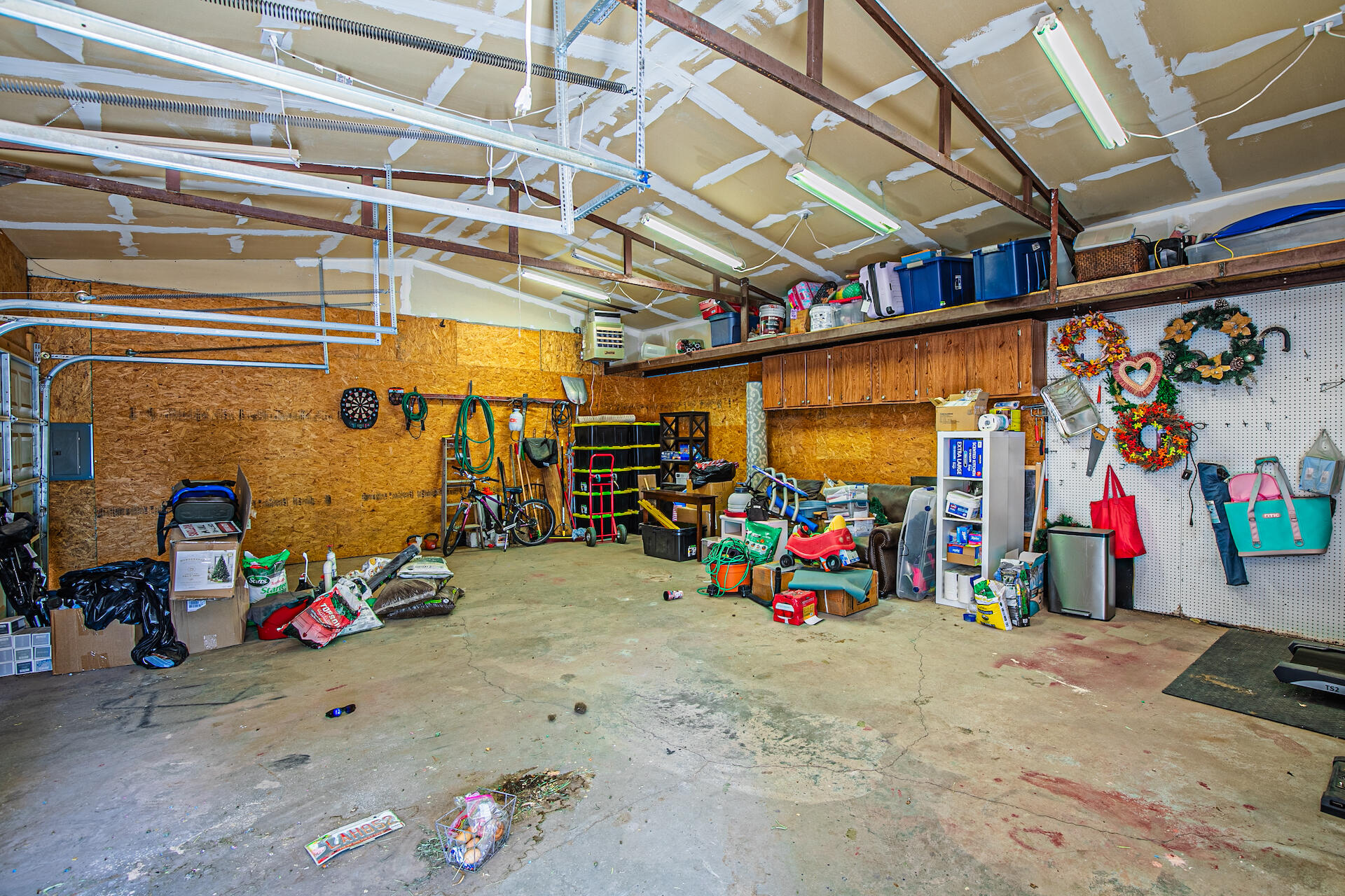 3 Phillips Drive