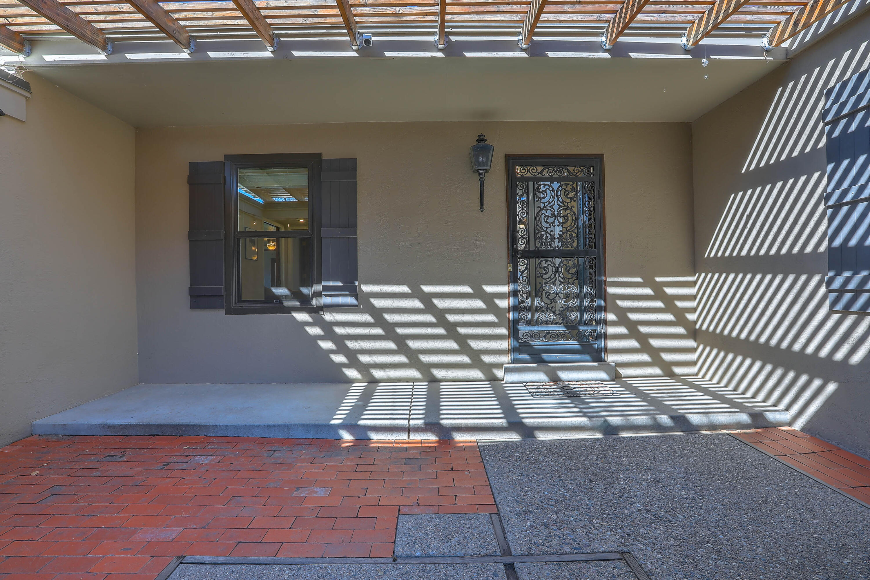 7401 Arroyo Del Oso Avenue NE