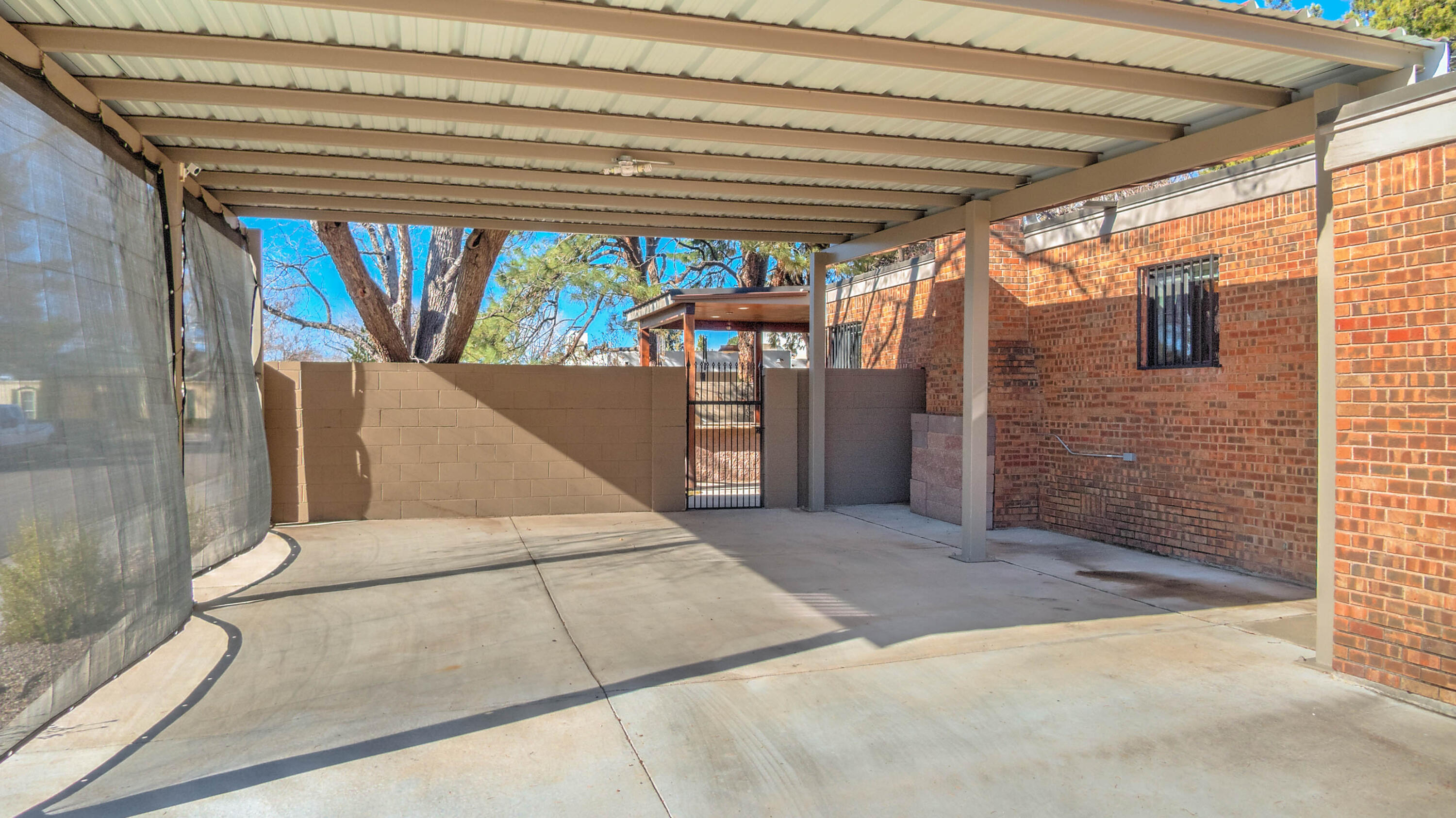 7401 Arroyo Del Oso Avenue NE