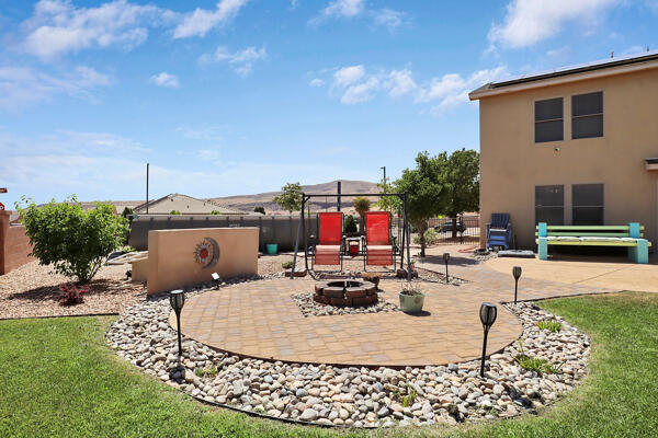 1574 Camino Rustica SW