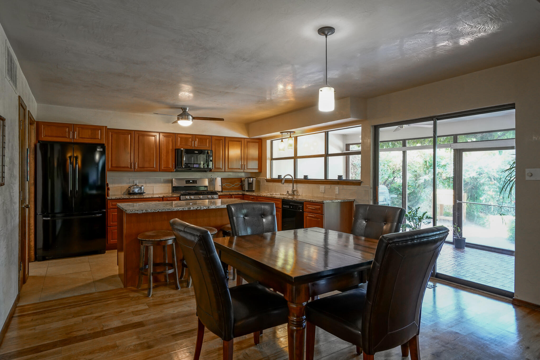 13200 Tierra Montanosa Drive NE