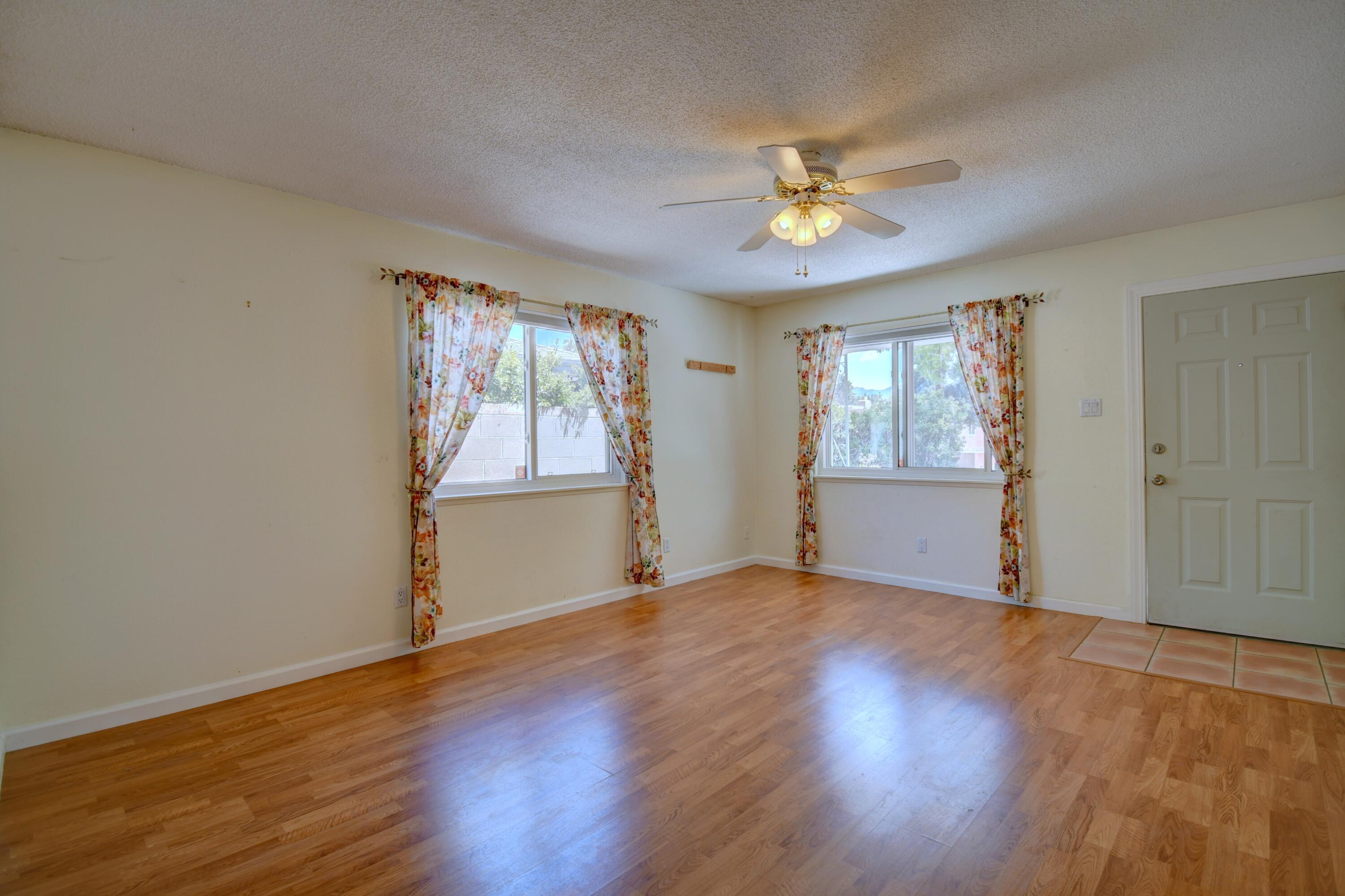 1601 Mary Ellen Street NE