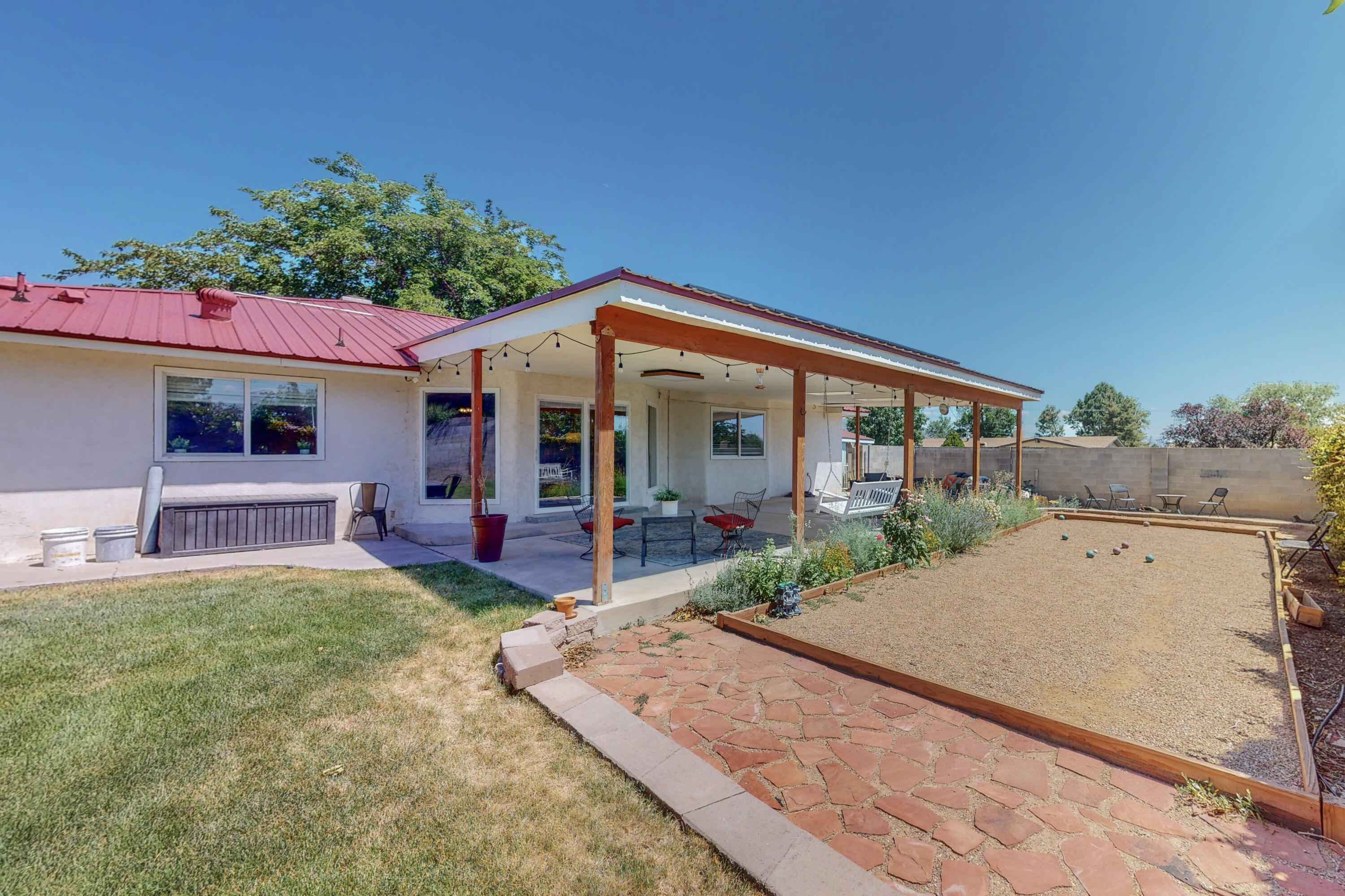 3705 Chelwood Drive NE