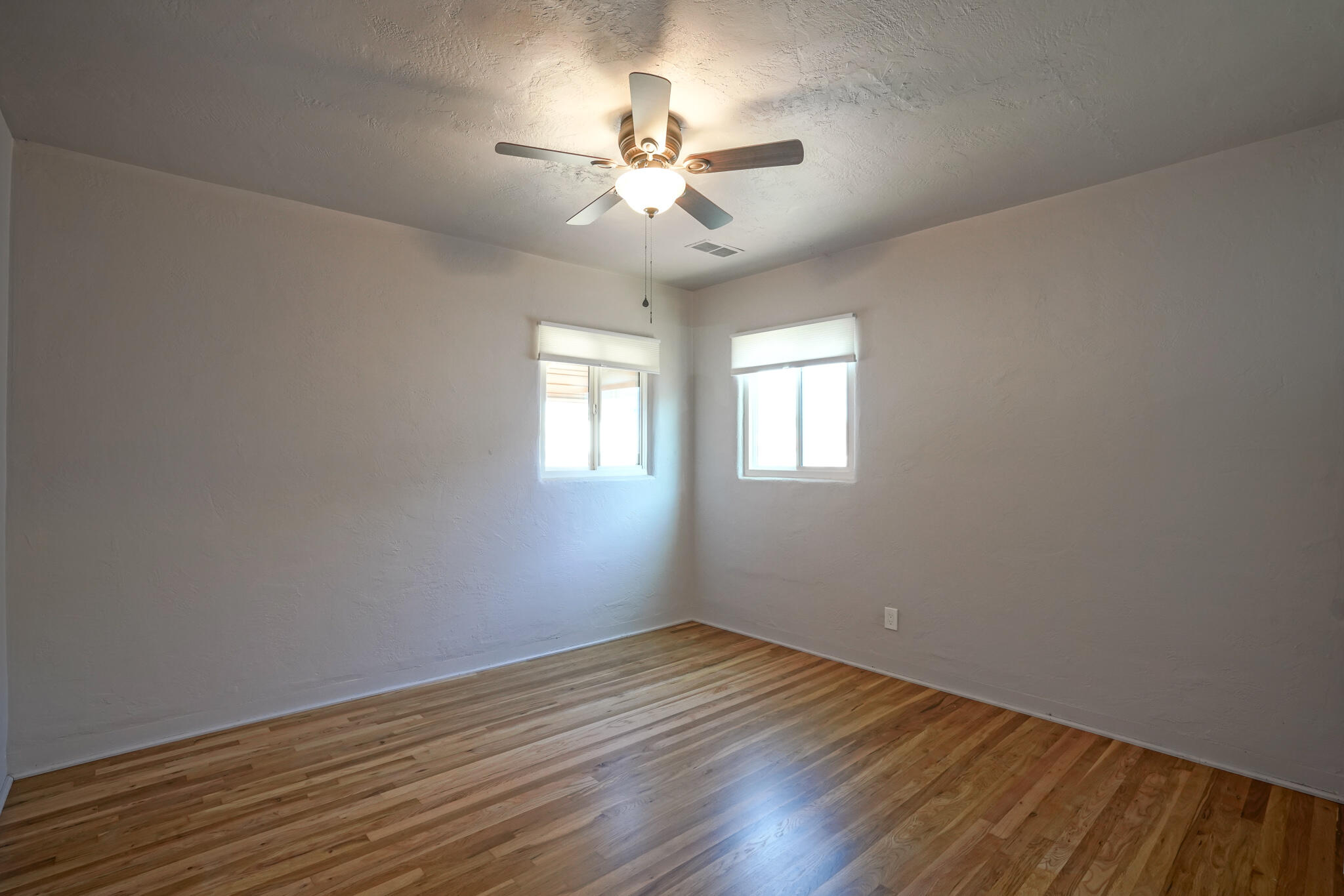 209 Cardenas Drive NE