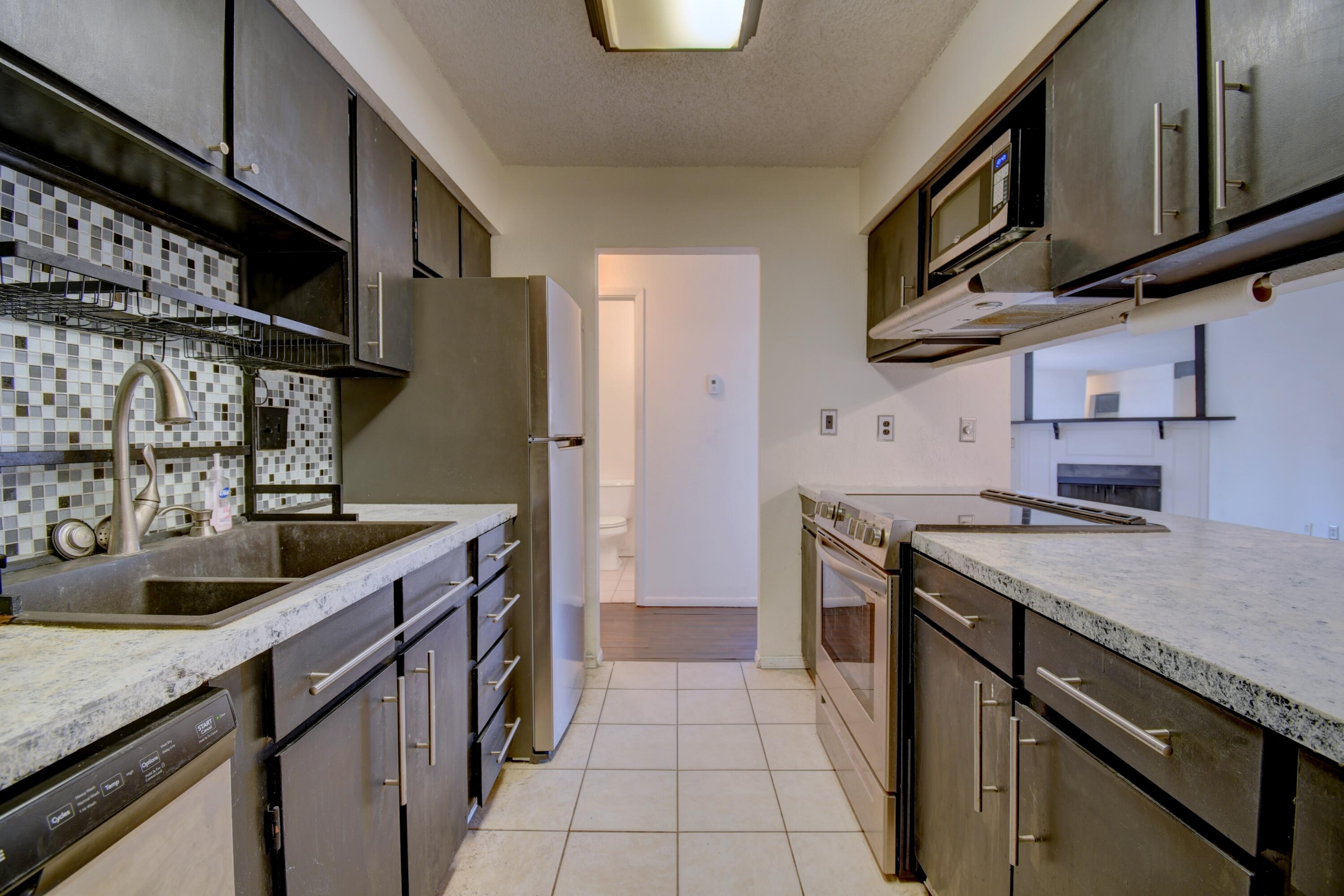 3857 Montgomery Blvd Ne NE 1233