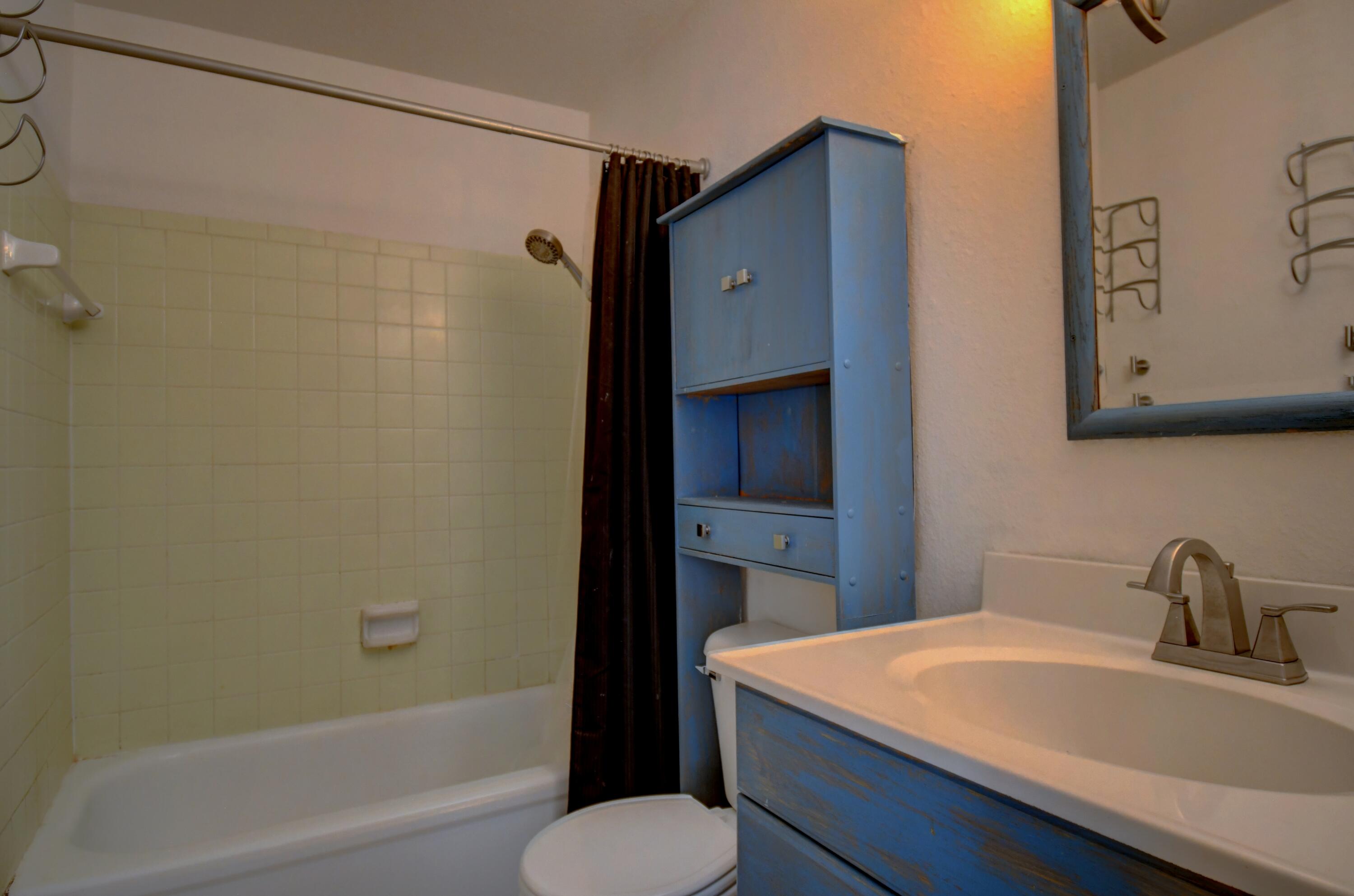 3857 Montgomery Blvd Ne NE 1233
