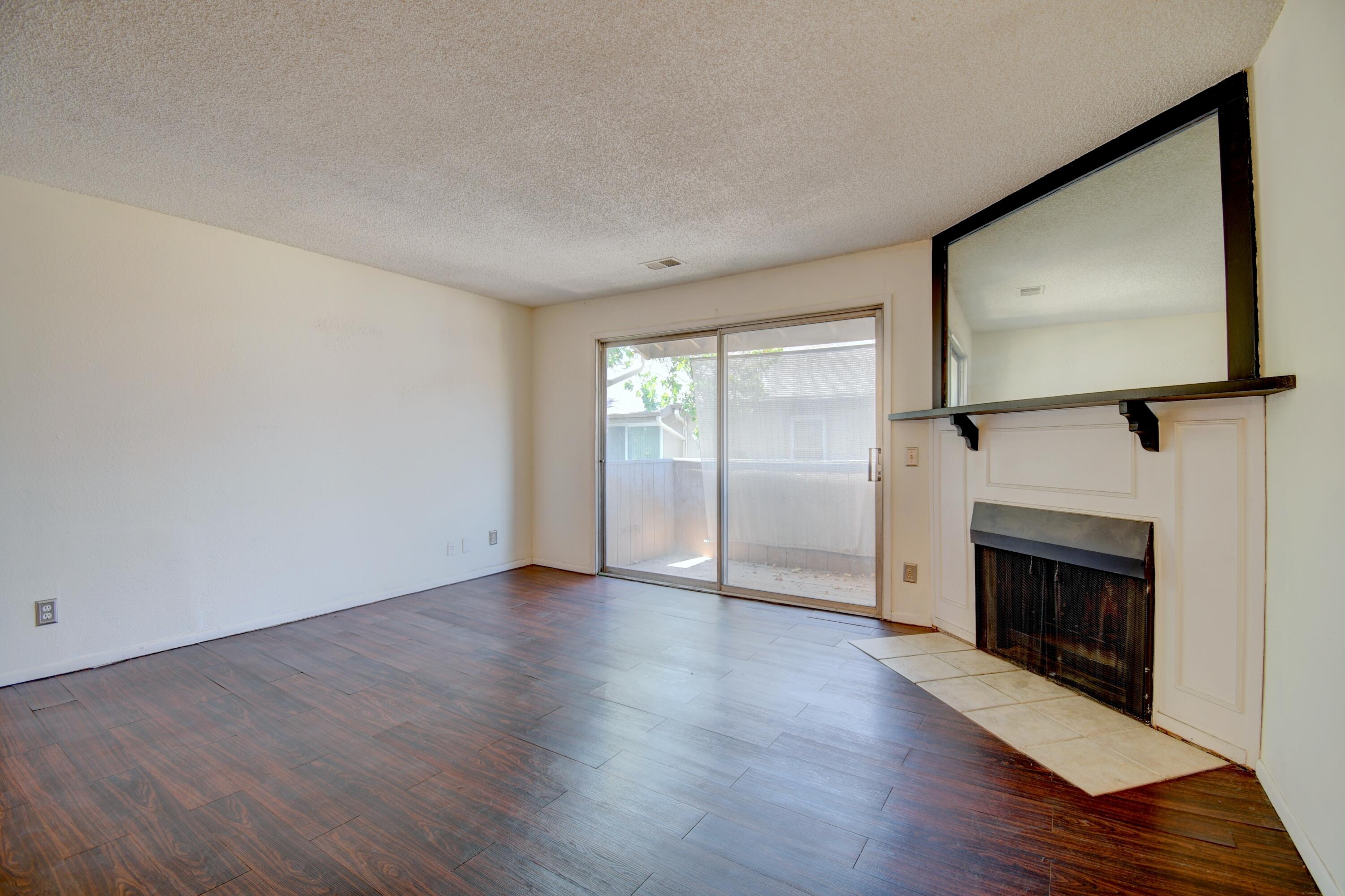 3857 Montgomery Blvd Ne NE 1233