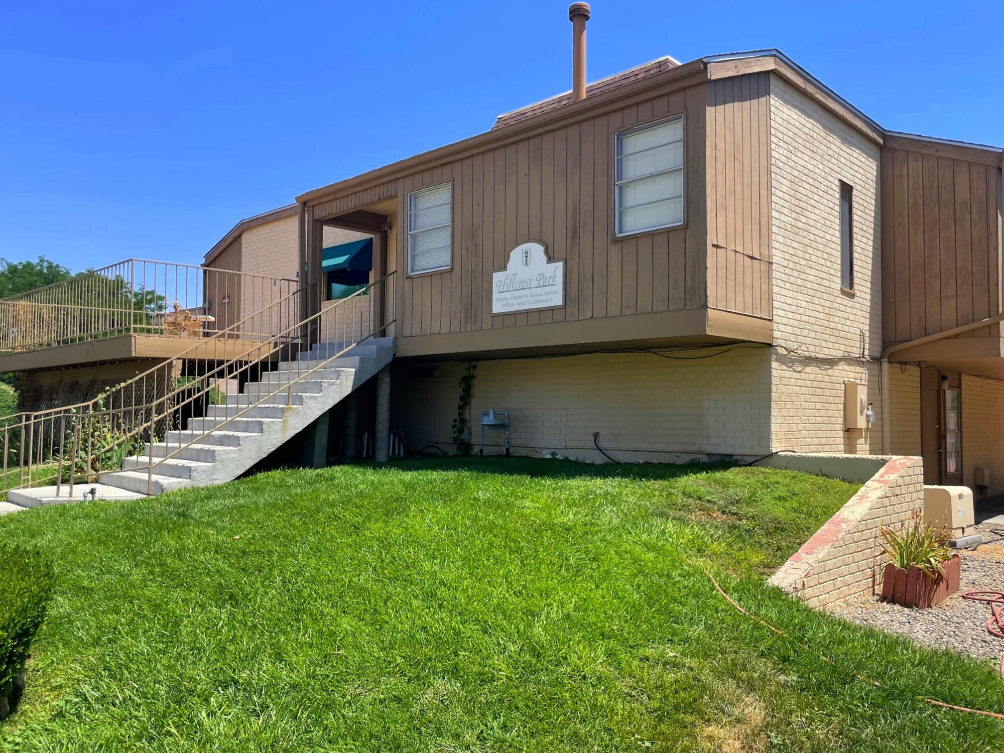 3857 Montgomery Blvd Ne NE 1233