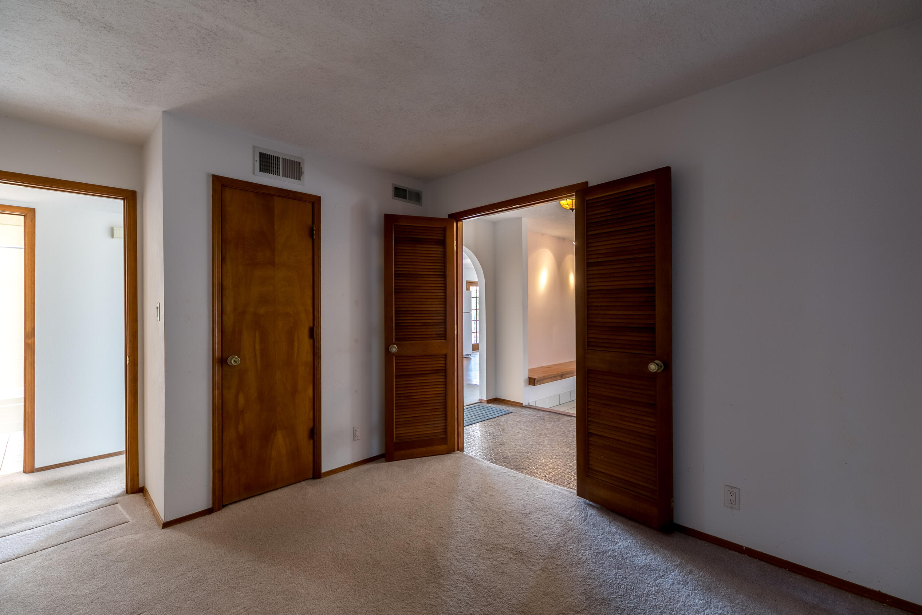 3108 Vista Del Sur Street NW