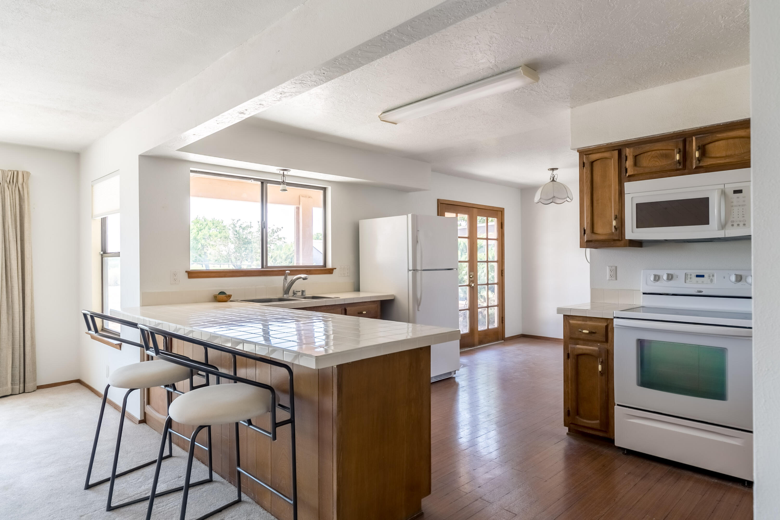 3108 Vista Del Sur Street NW